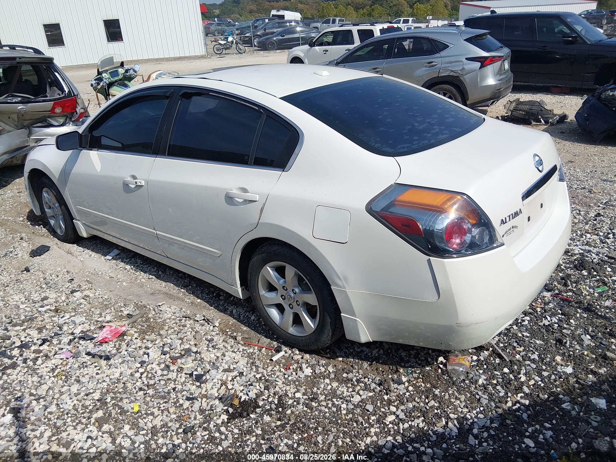2009 Nissan Altima 2.5 S White vin: 1N4AL21E39N453682