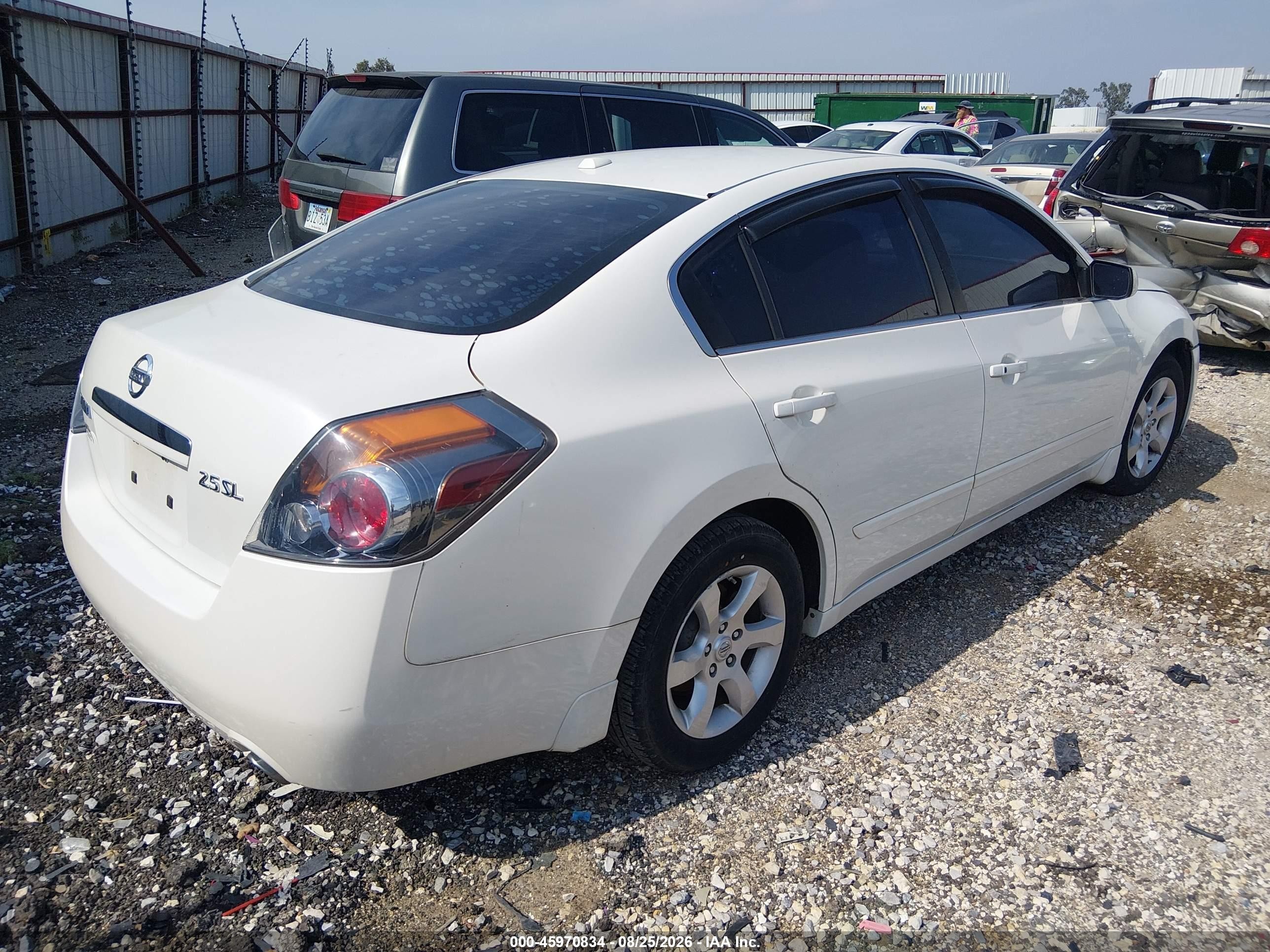 2009 Nissan Altima 2.5 S White vin: 1N4AL21E39N453682