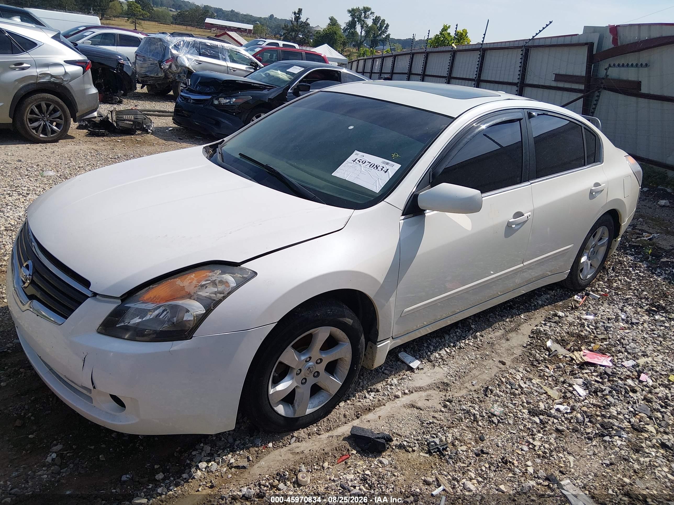 2009 Nissan Altima 2.5 S White vin: 1N4AL21E39N453682