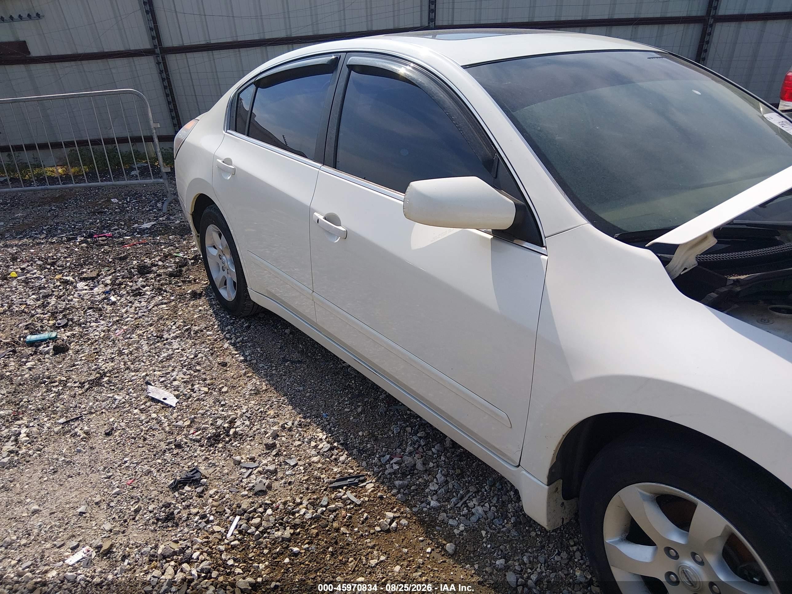 2009 Nissan Altima 2.5 S White vin: 1N4AL21E39N453682