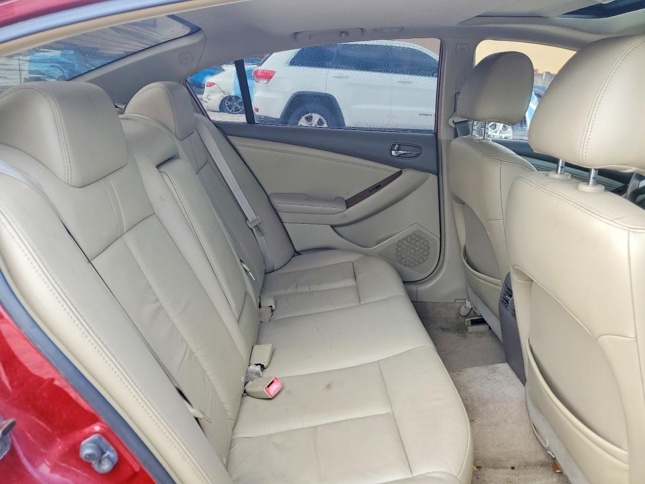 2007 Nissan Altima 2.5 Red vin: 1N4AL21E47C111487