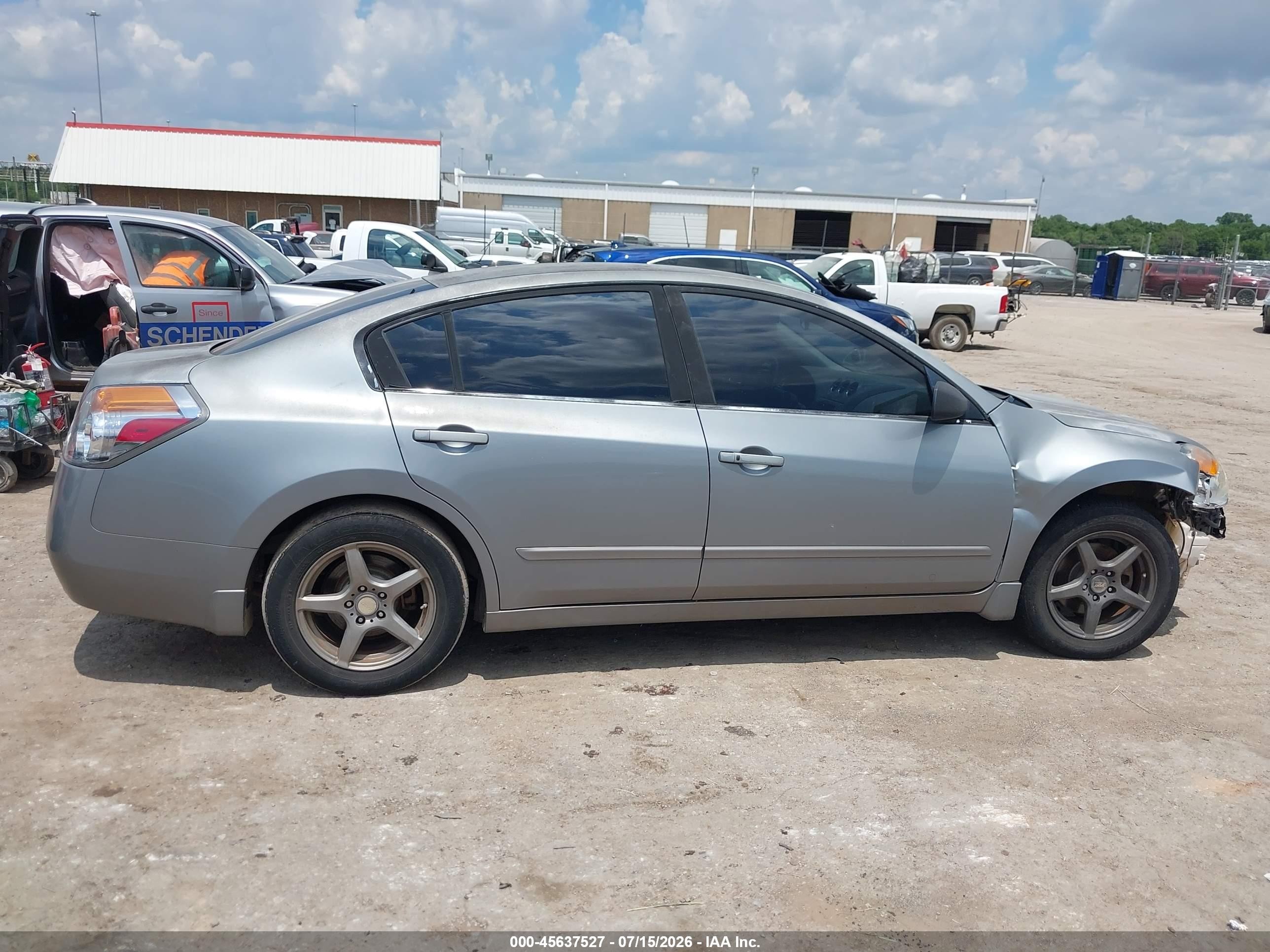 2007 Nissan Altima 2.5 S Серебряный vin: 1N4AL21E47C111635