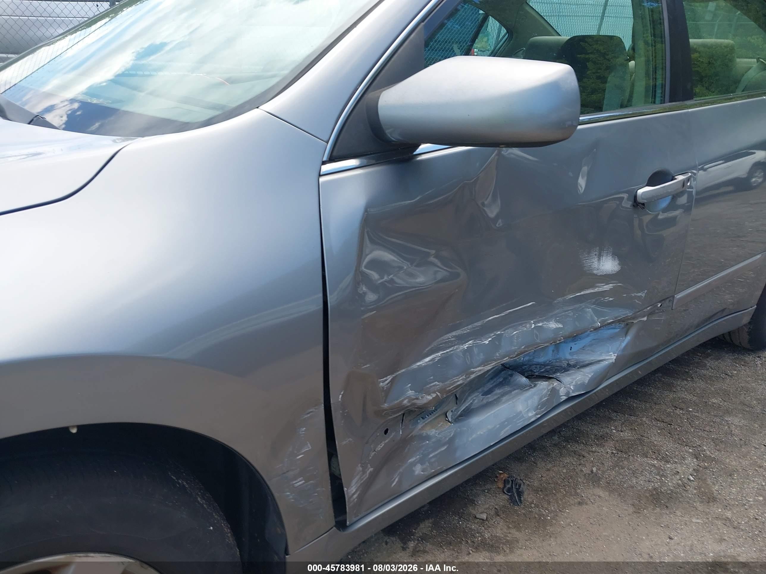 2007 Nissan Altima 2.5 S Серебряный vin: 1N4AL21E47C214313