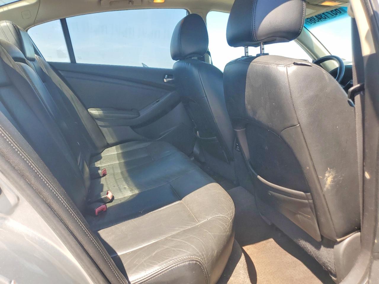 2008 Nissan Altima 2.5 Silver vin: 1N4AL21E48C189592