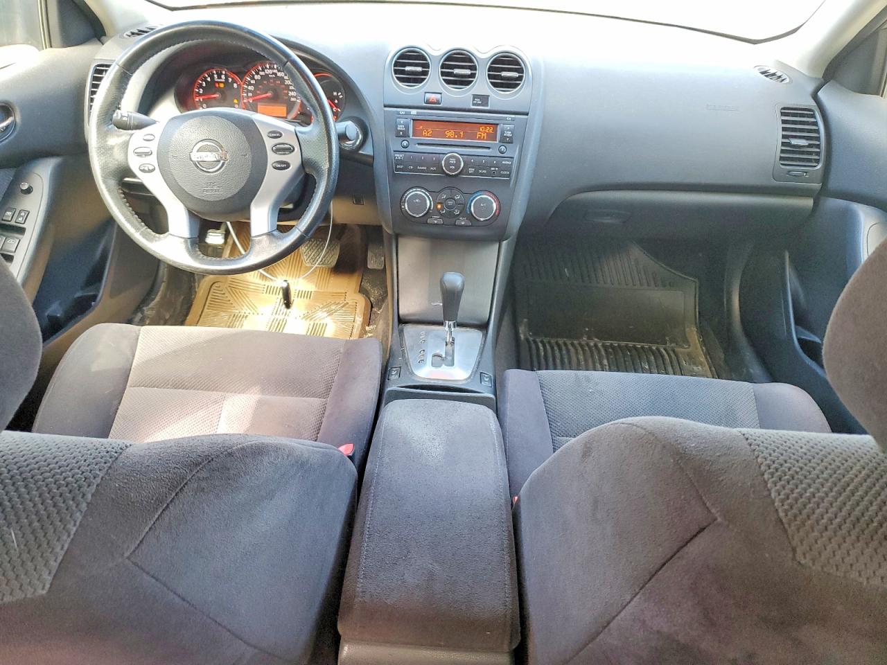 2008 Nissan Altima 2.5 Gold vin: 1N4AL21E48C263917