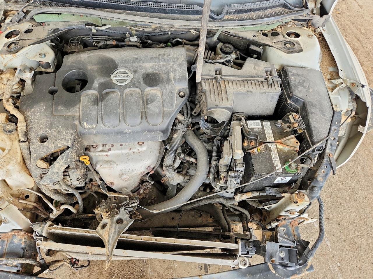 2008 Nissan Altima 2.5 White vin: 1N4AL21E48N465452
