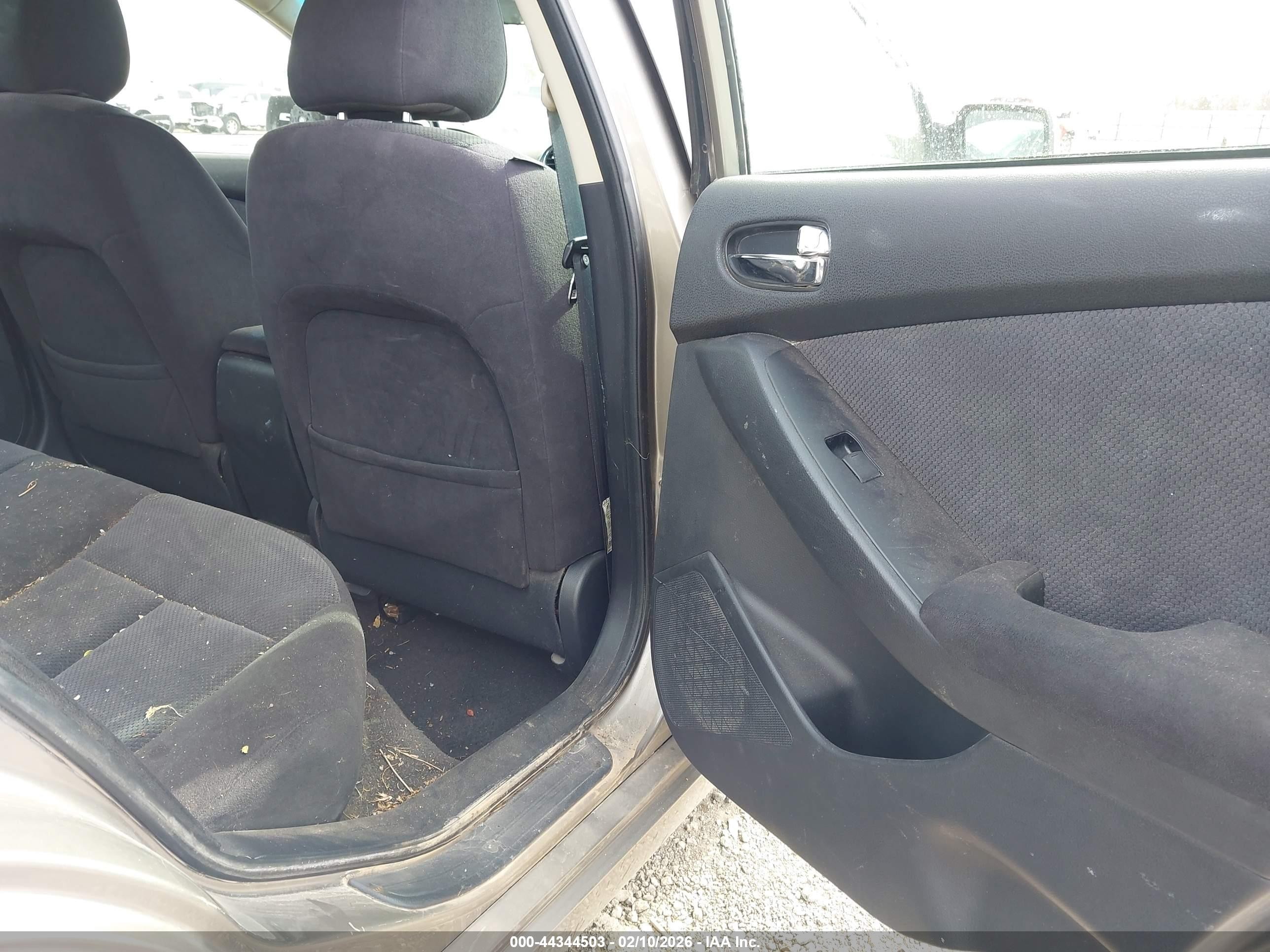 2008 Nissan Altima 2.5 S Gold vin: 1N4AL21E48N484521