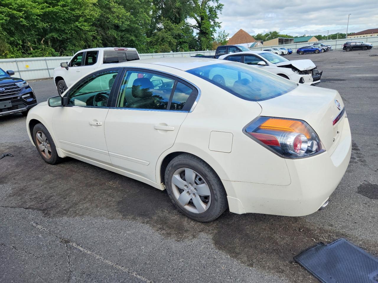 2008 Nissan Altima 2.5 White vin: 1N4AL21E48N527030