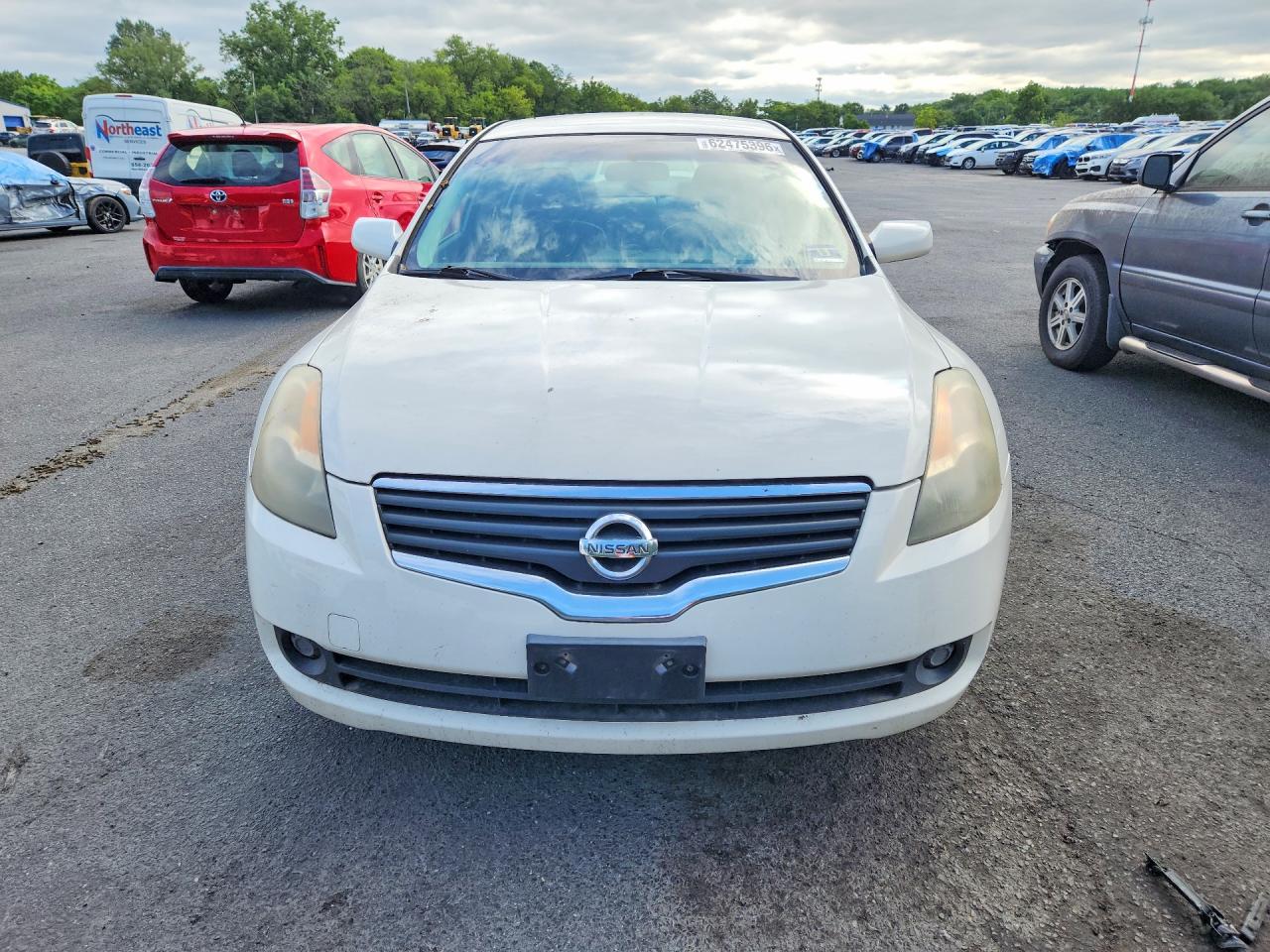 2008 Nissan Altima 2.5 White vin: 1N4AL21E48N527030