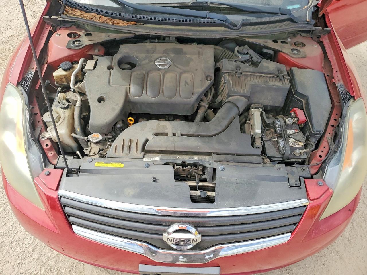 2009 Nissan Altima 2.5 Red vin: 1N4AL21E49C168792