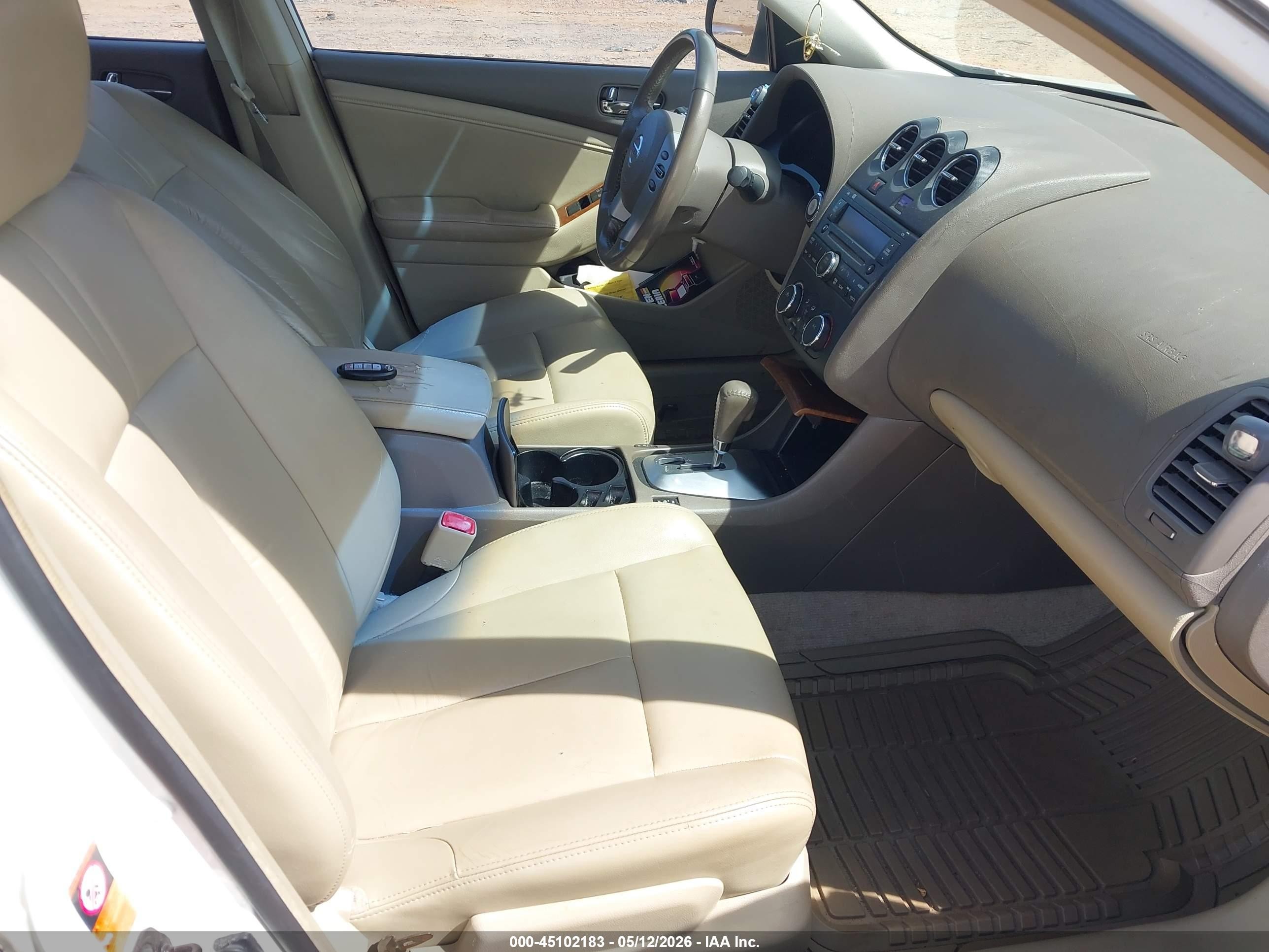2009 Nissan Altima 2.5 S Белый vin: 1N4AL21E49C185849