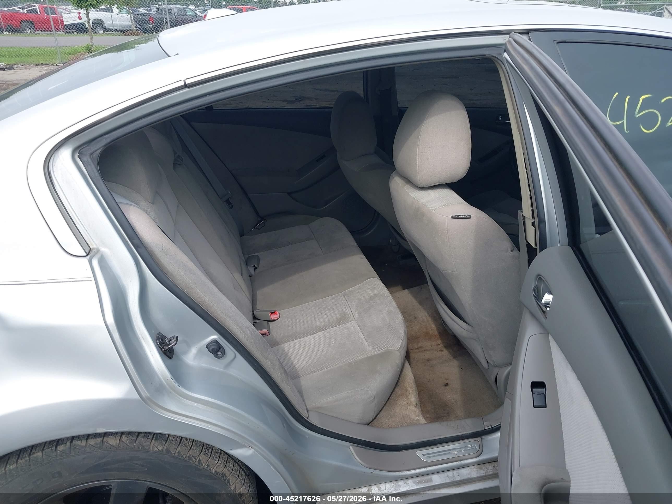 2009 Nissan Altima 2.5 S Silver vin: 1N4AL21E49N426829