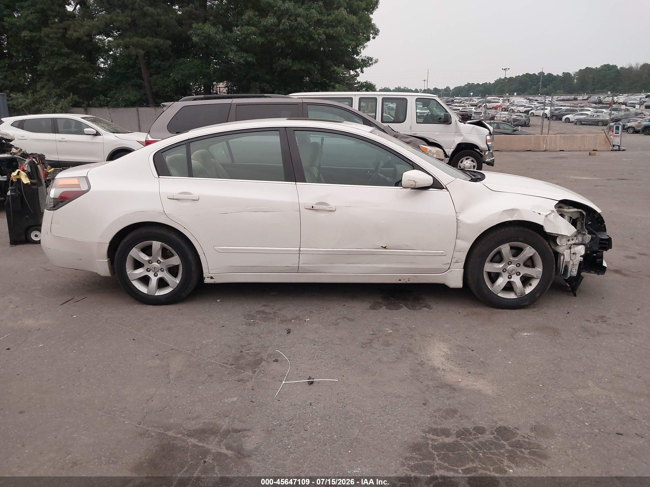 2009 Nissan Altima 2.5 S White vin: 1N4AL21E49N459619