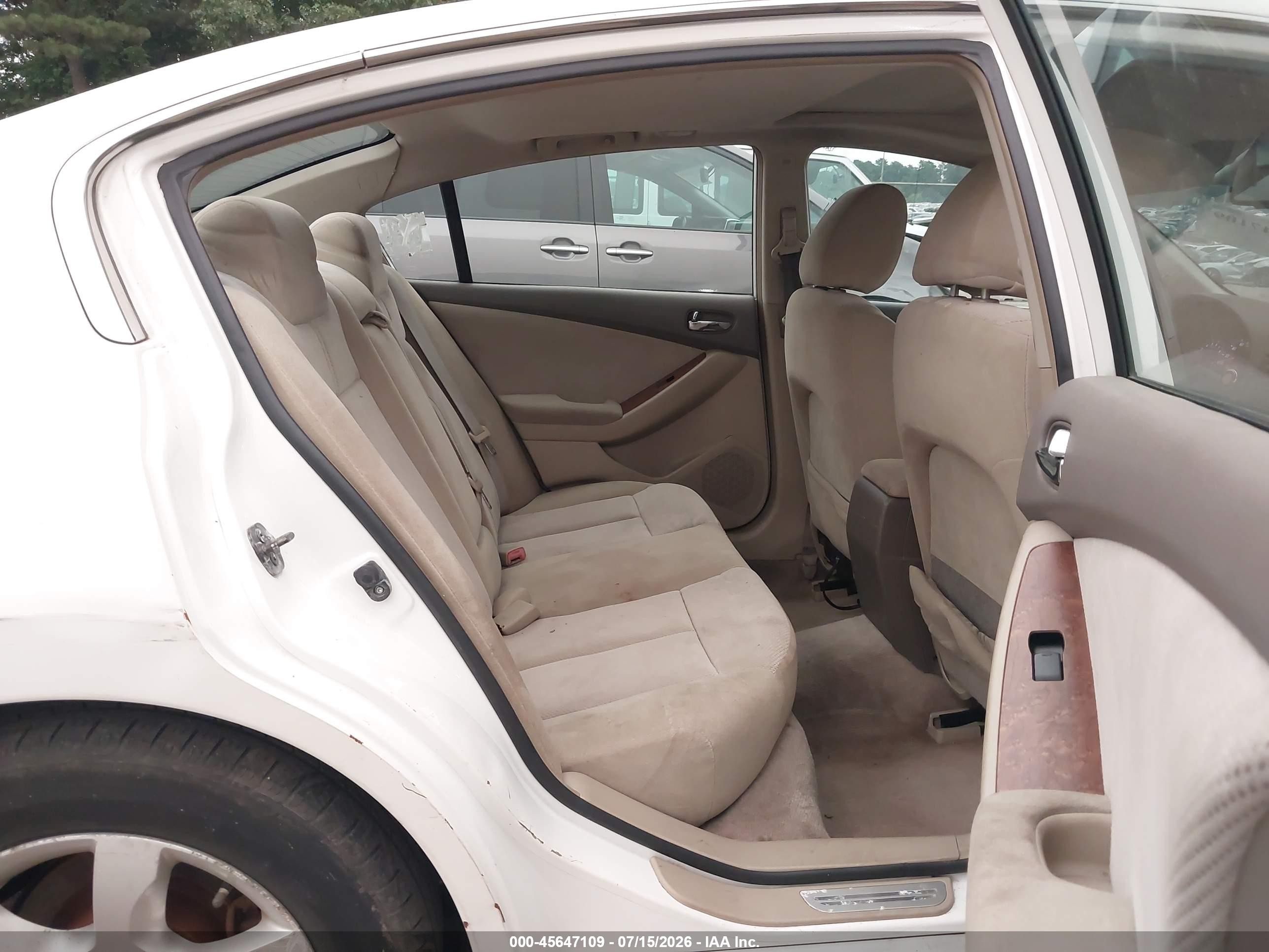 2009 Nissan Altima 2.5 S White vin: 1N4AL21E49N459619