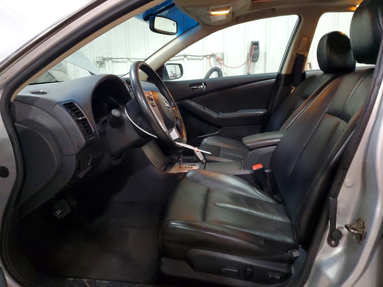 2009 Nissan Altima 2.5 Серебряный vin: 1N4AL21E49N502811