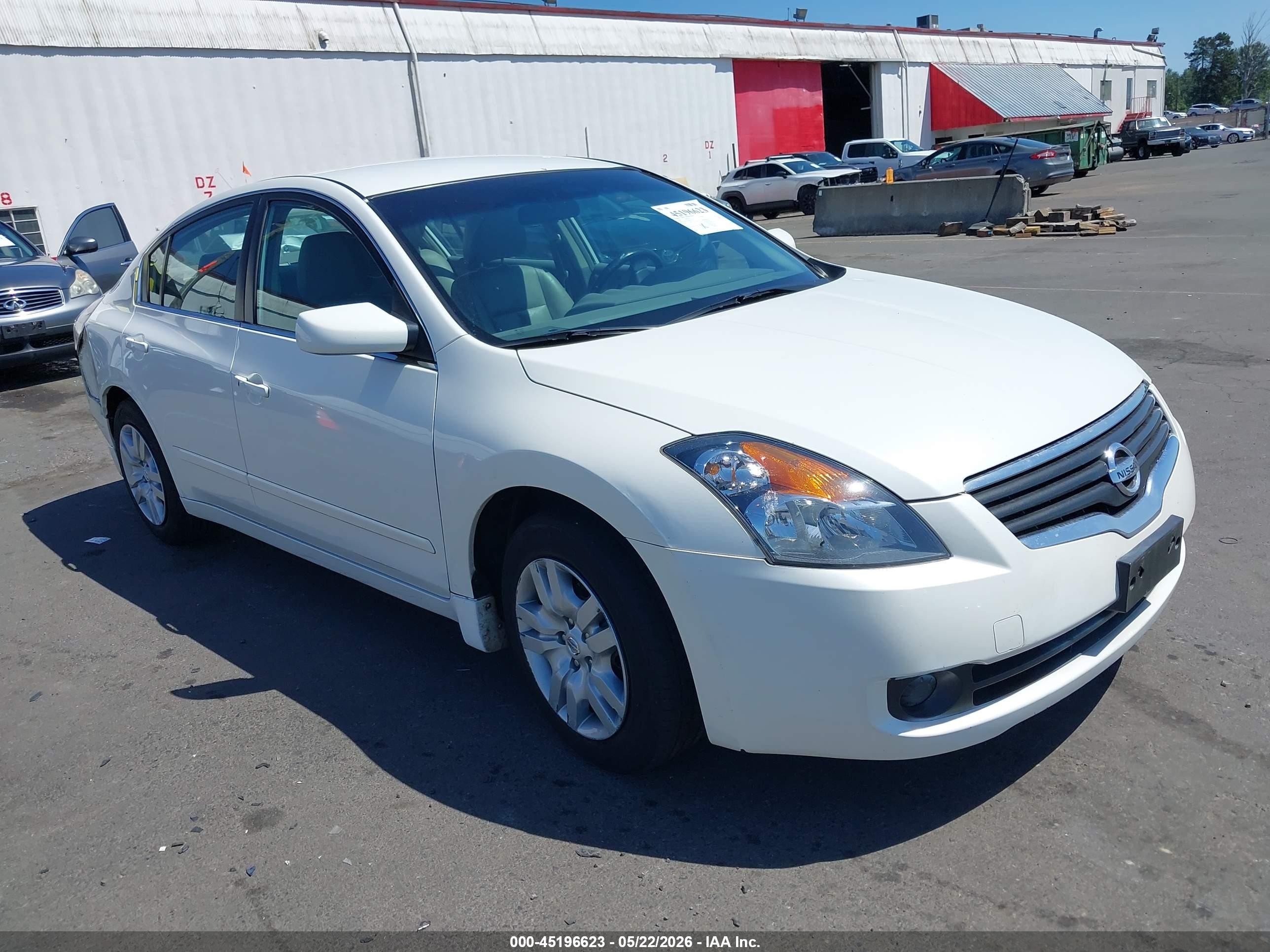 2009 Nissan Altima 2.5 S White vin: 1N4AL21E49N539759