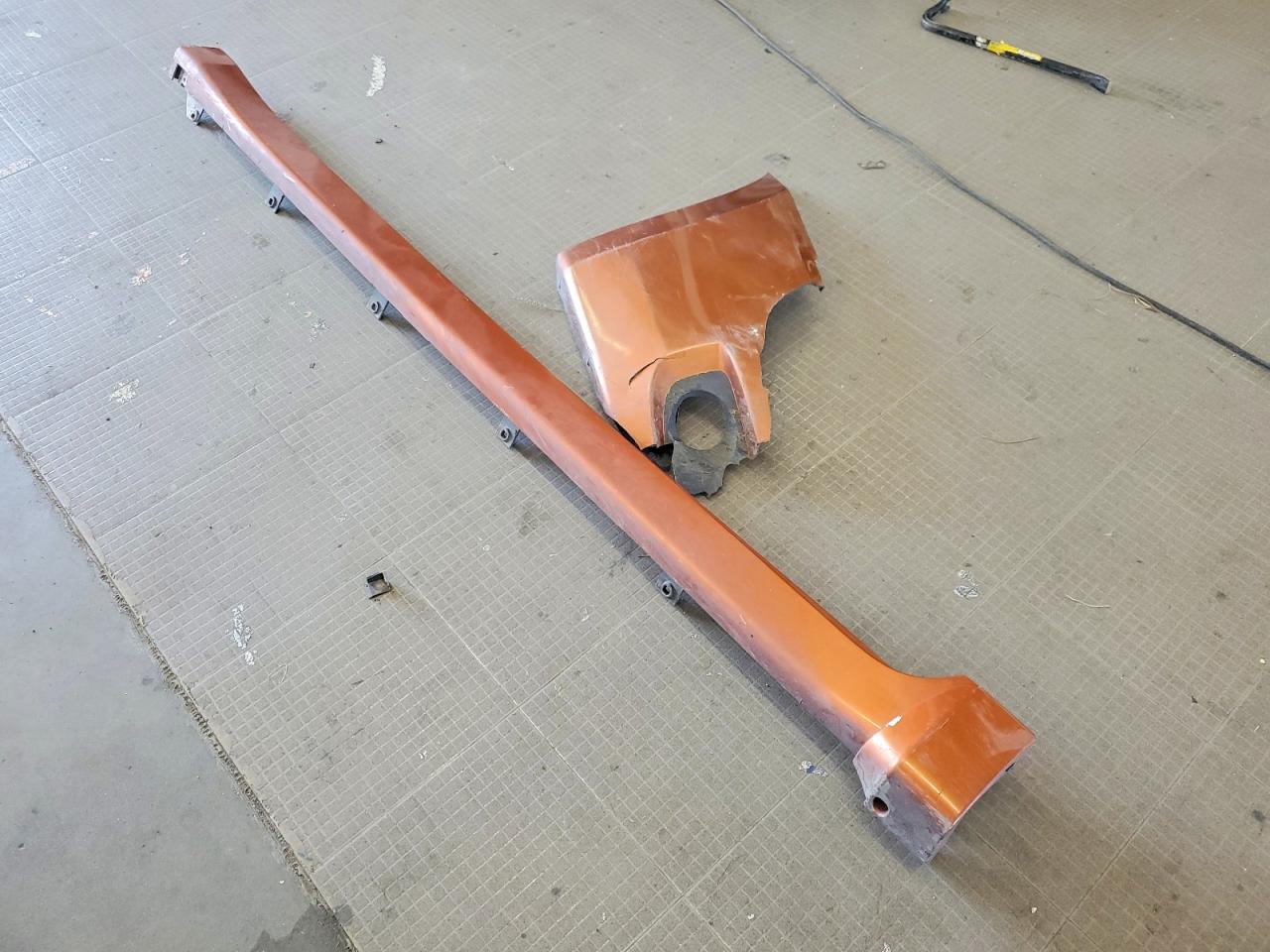 2007 Nissan Altima 2.5 Orange vin: 1N4AL21E57C142070