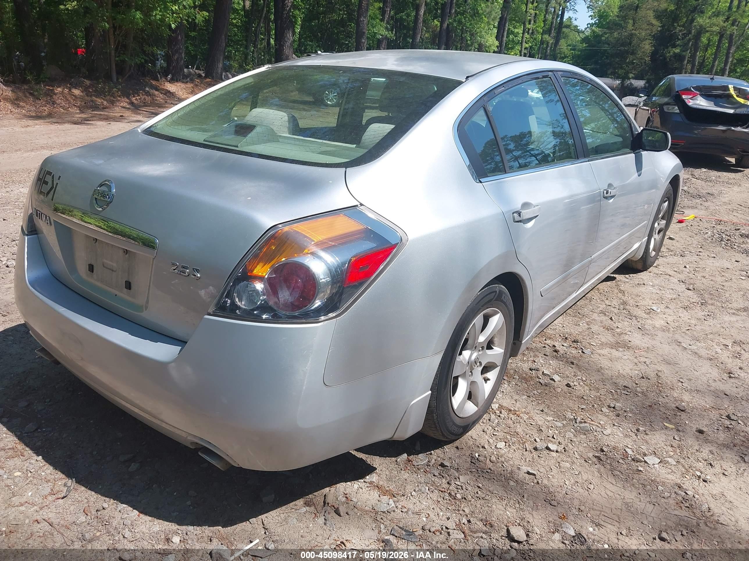 2007 Nissan Altima 2.5 S Silver vin: 1N4AL21E57N413195
