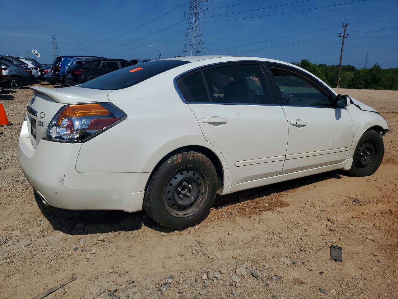 2007 Nissan Altima 2.5 White vin: 1N4AL21E57N423922