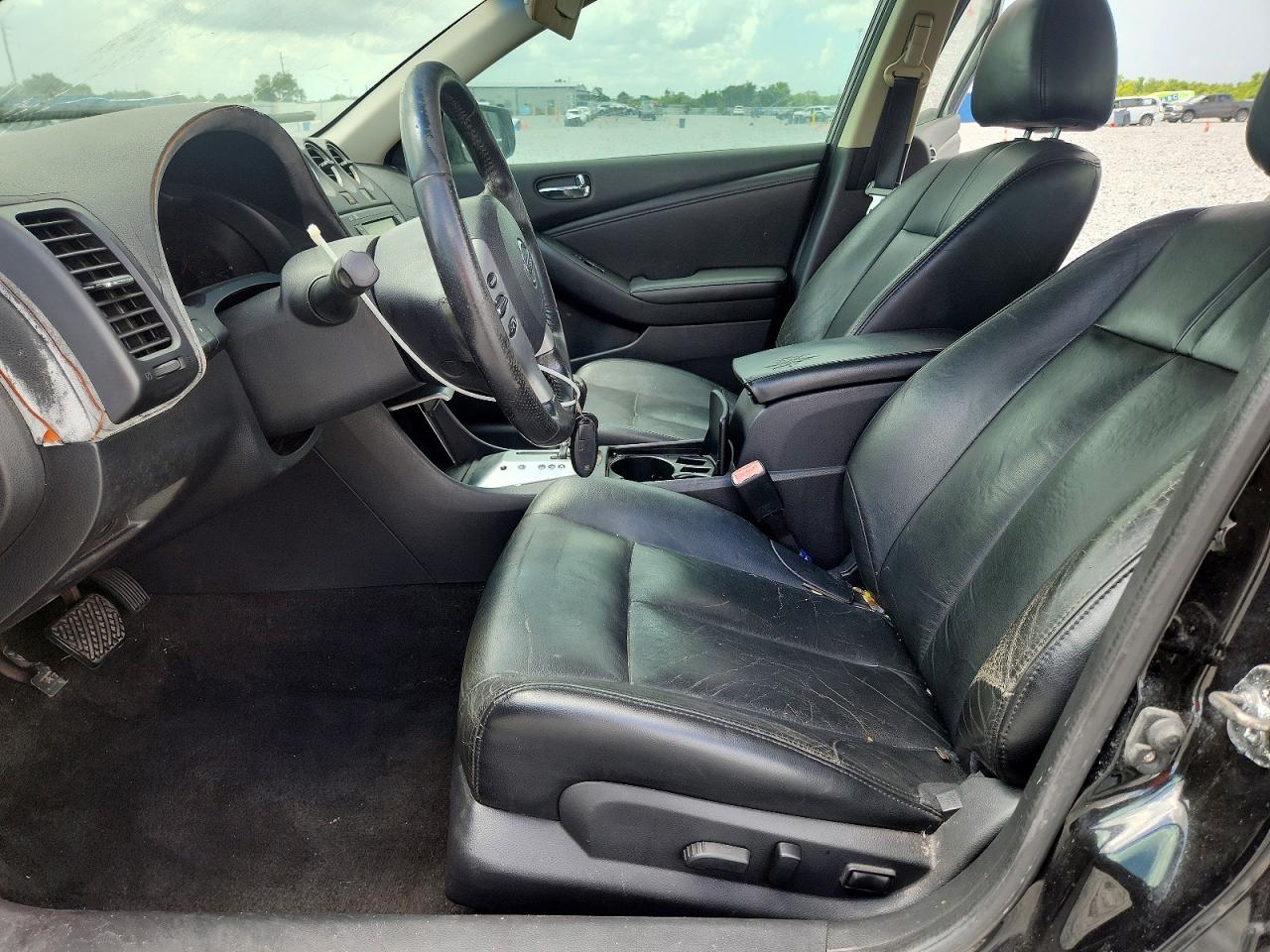 2007 Nissan Altima 2.5 Black vin: 1N4AL21E57N452448