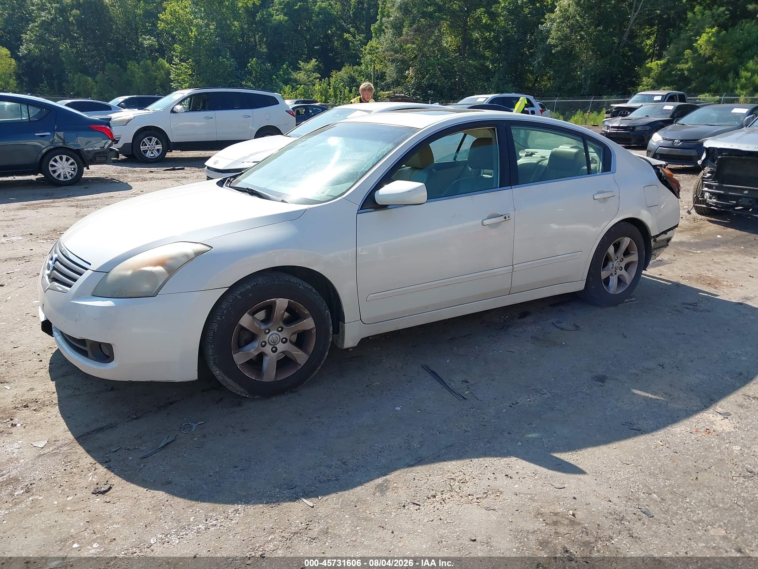 2007 Nissan Altima 2.5 S White vin: 1N4AL21E57N455270