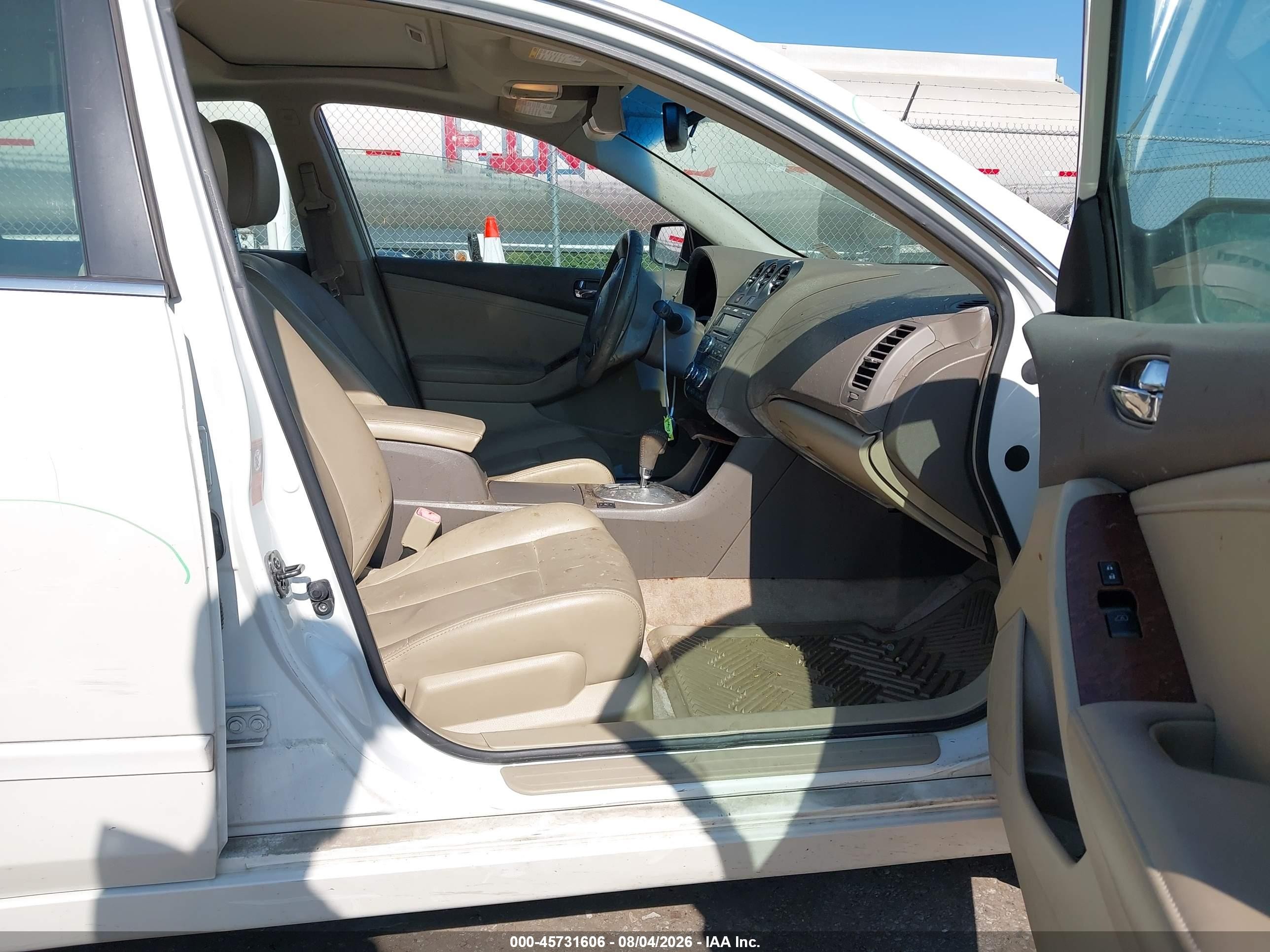 2007 Nissan Altima 2.5 S White vin: 1N4AL21E57N455270