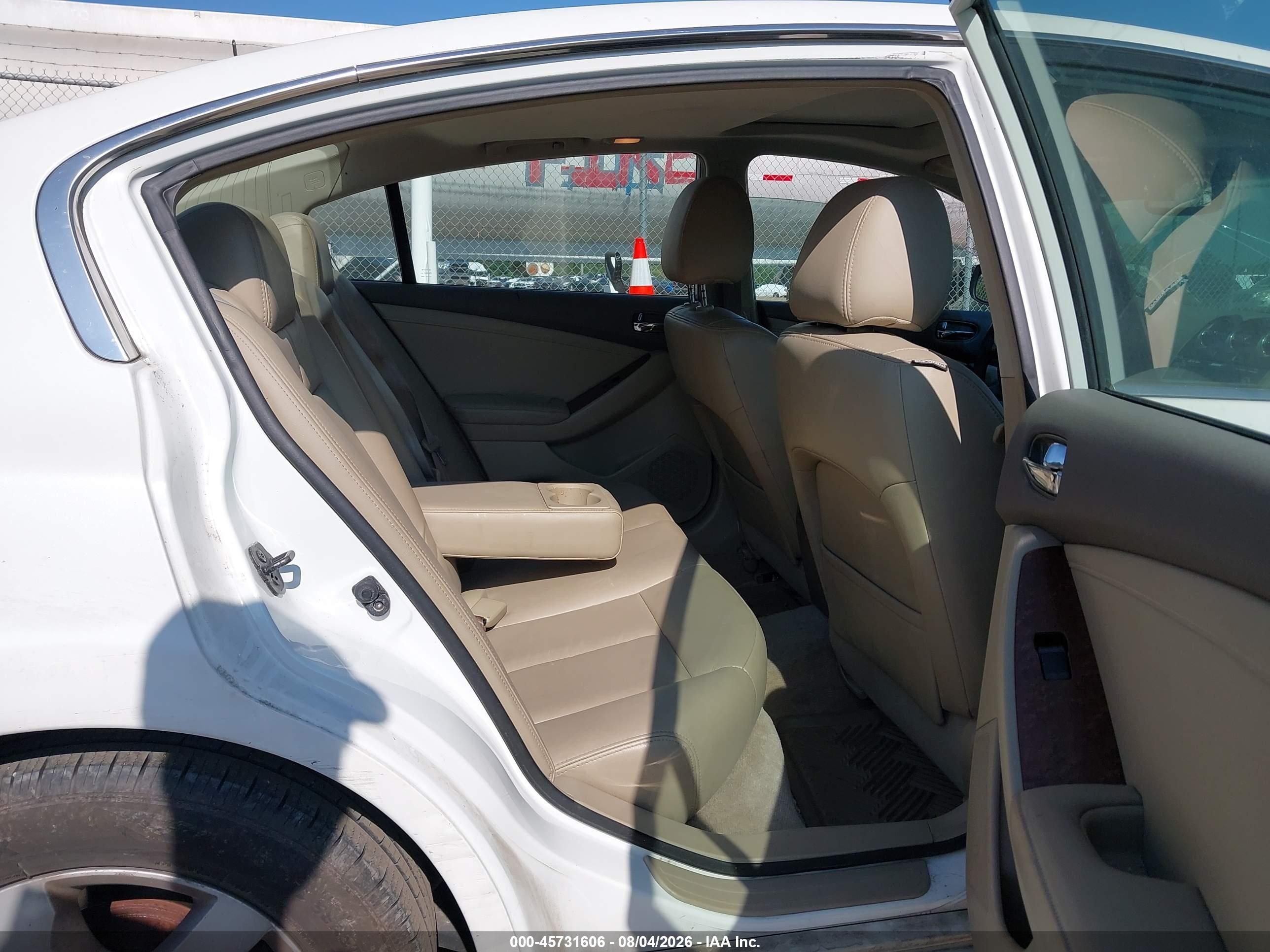 2007 Nissan Altima 2.5 S White vin: 1N4AL21E57N455270