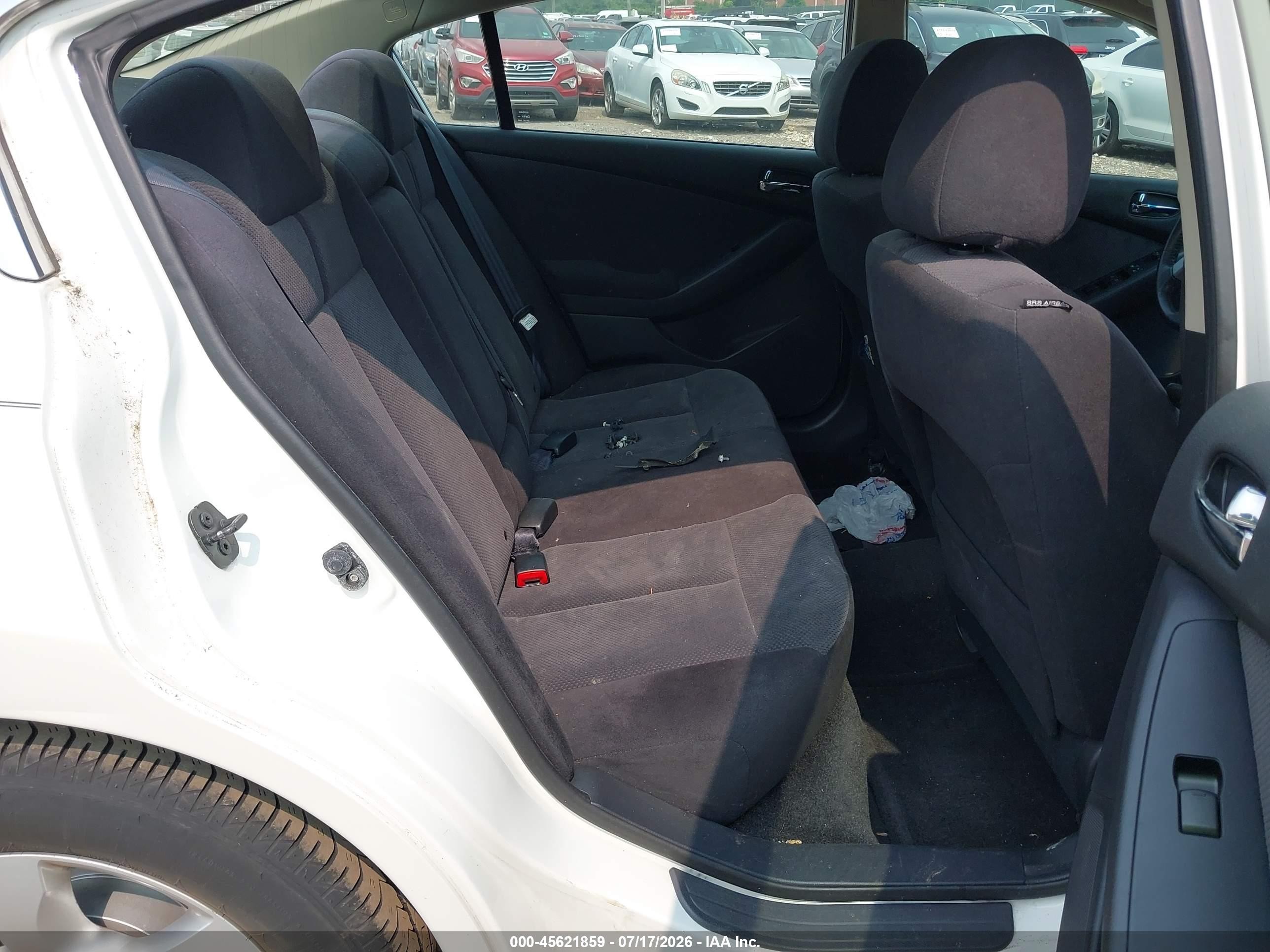 2007 Nissan Altima 2.5 S Белый vin: 1N4AL21E57N473784