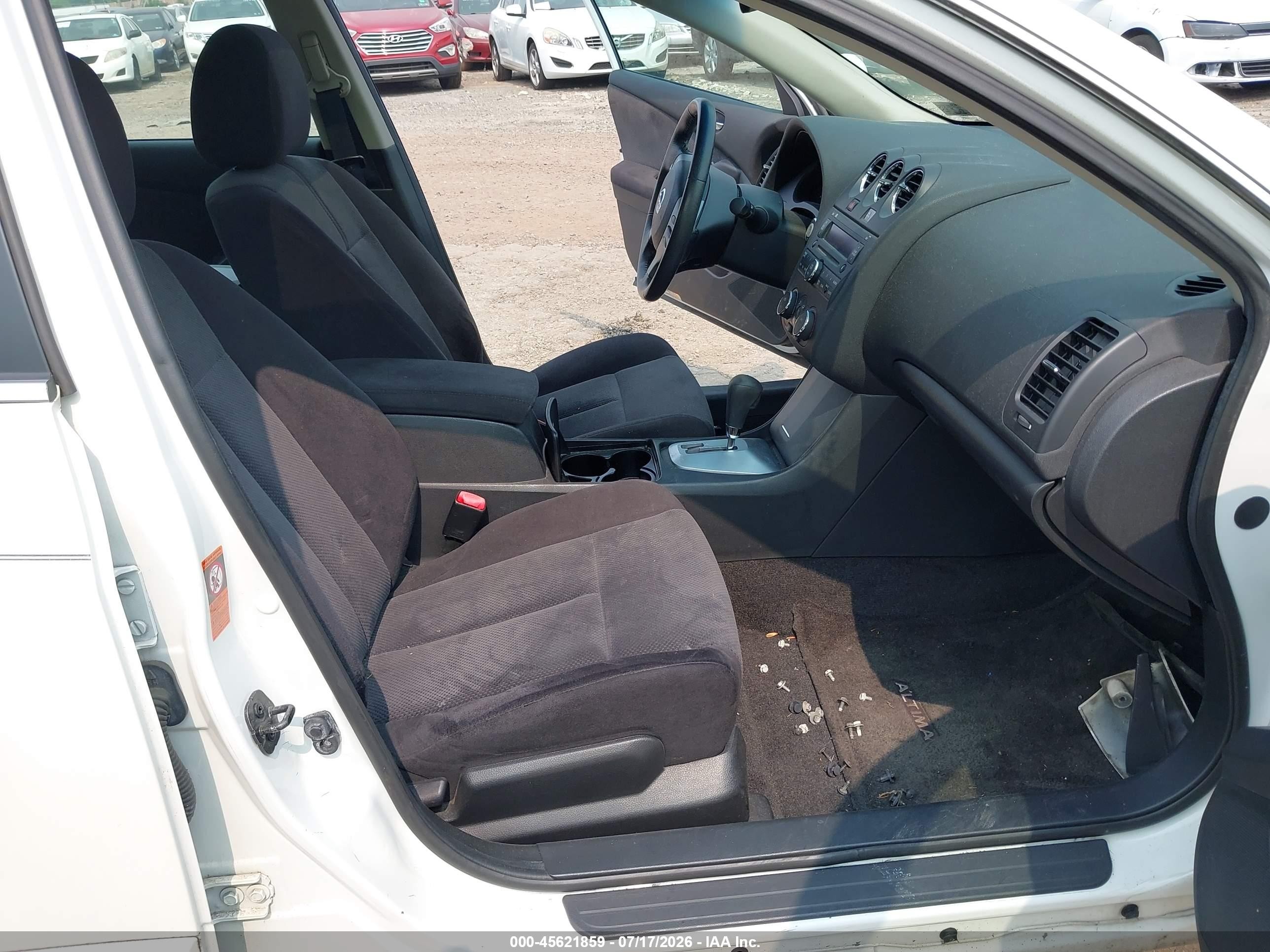 2007 Nissan Altima 2.5 S Белый vin: 1N4AL21E57N473784