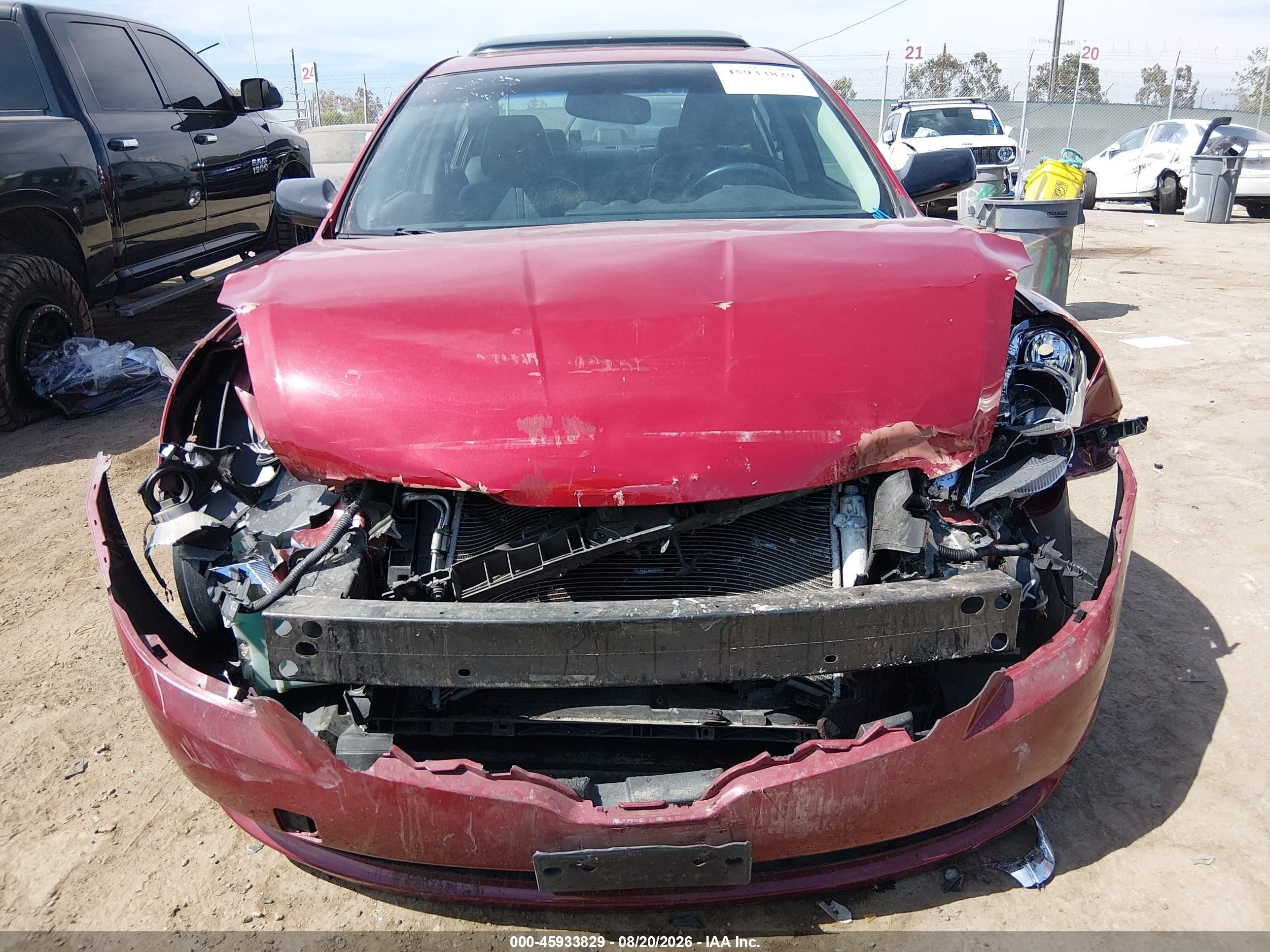 2007 Nissan Altima 2.5/2.5s Red vin: 1N4AL21E57N487863