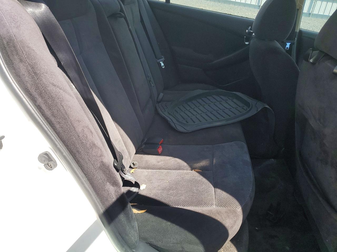 2008 Nissan Altima 2.5 White vin: 1N4AL21E58C181436