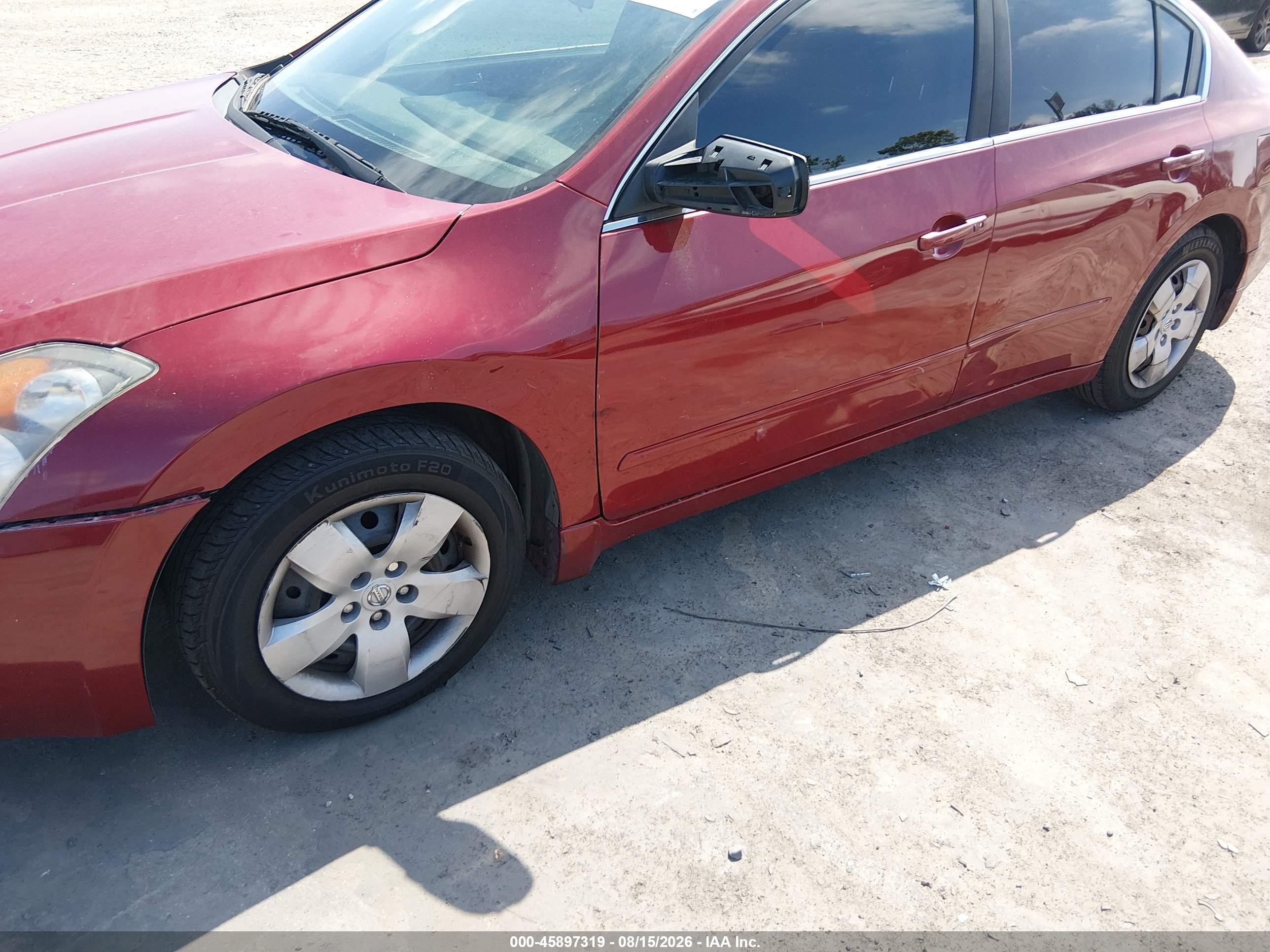 2008 Nissan Altima 2.5 S Red vin: 1N4AL21E58N454699
