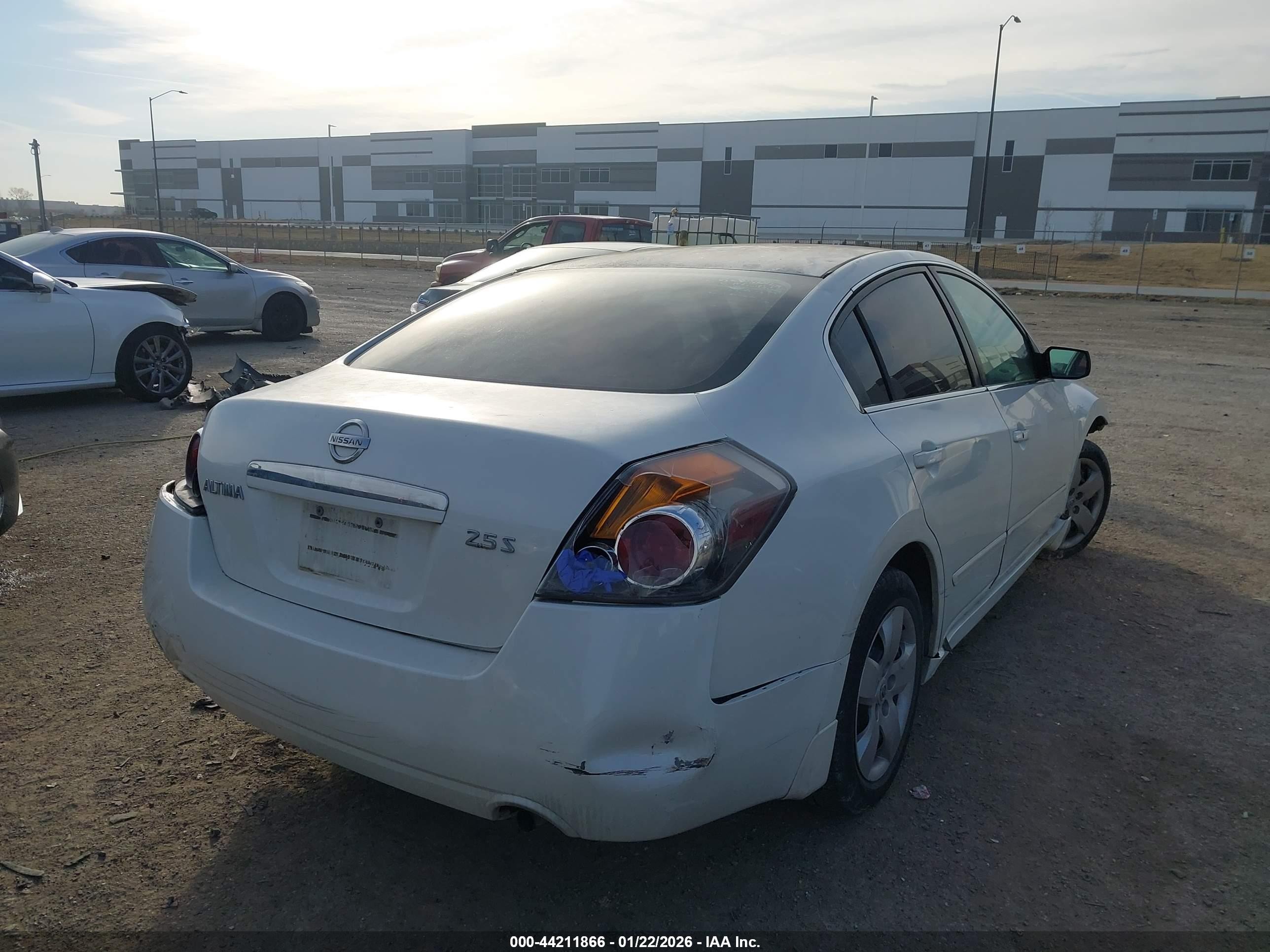 2008 Nissan Altima 2.5 S White vin: 1N4AL21E58N511550