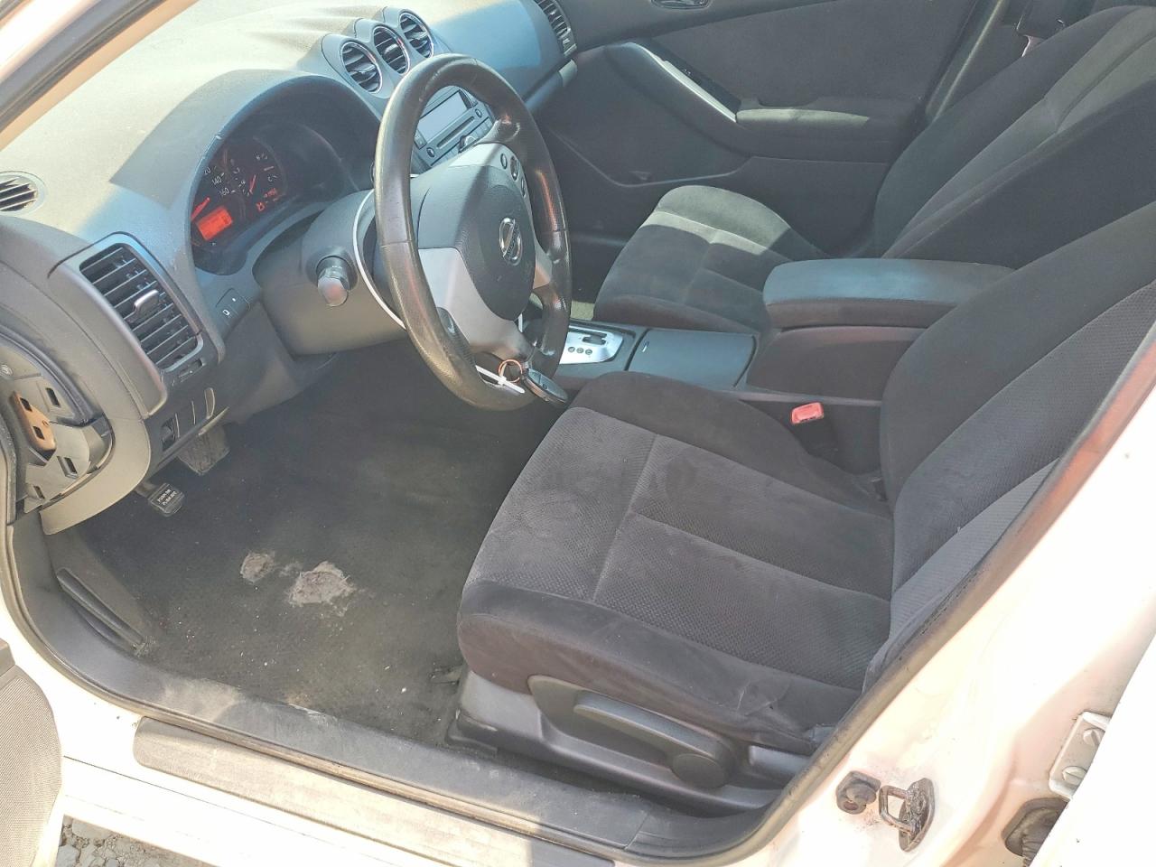 2009 Nissan Altima 2.5 White vin: 1N4AL21E59C134554