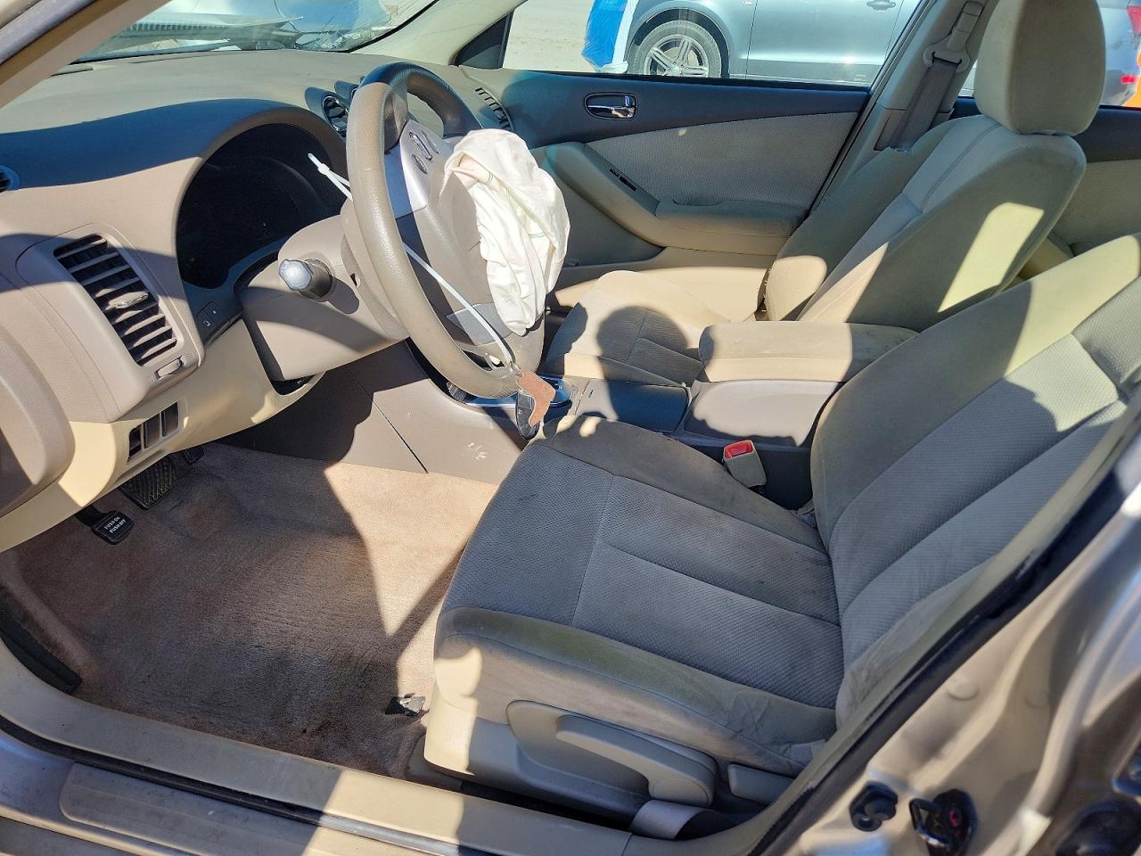 2009 Nissan Altima 2.5 Tan vin: 1N4AL21E59C147398