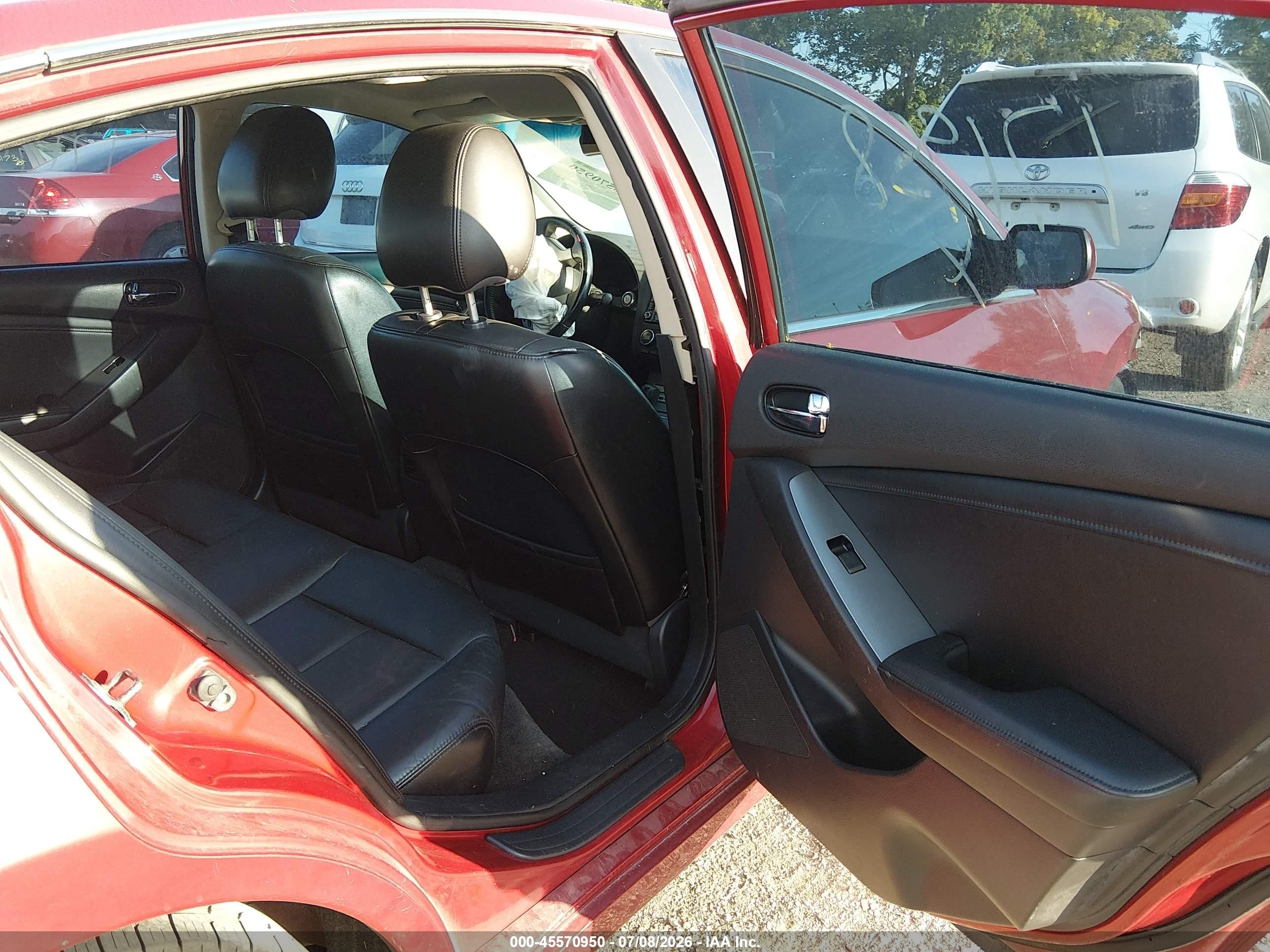 2009 Nissan Altima 2.5 S Red vin: 1N4AL21E59C171958