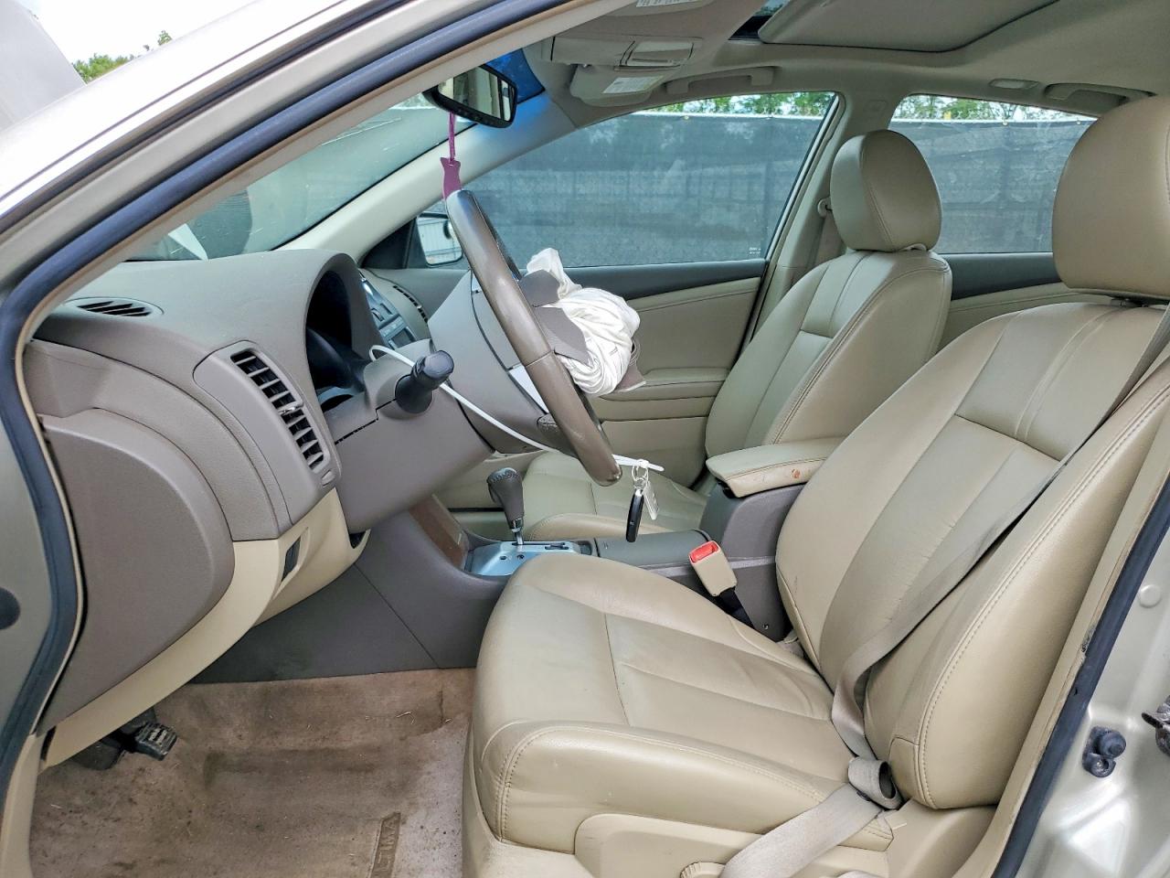 2009 Nissan Altima 2.5 Beige vin: 1N4AL21E59C187657