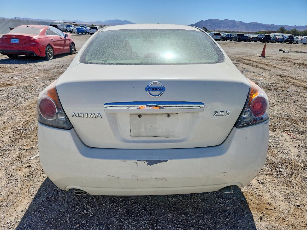 2009 Nissan Altima 2.5 White vin: 1N4AL21E59N402488