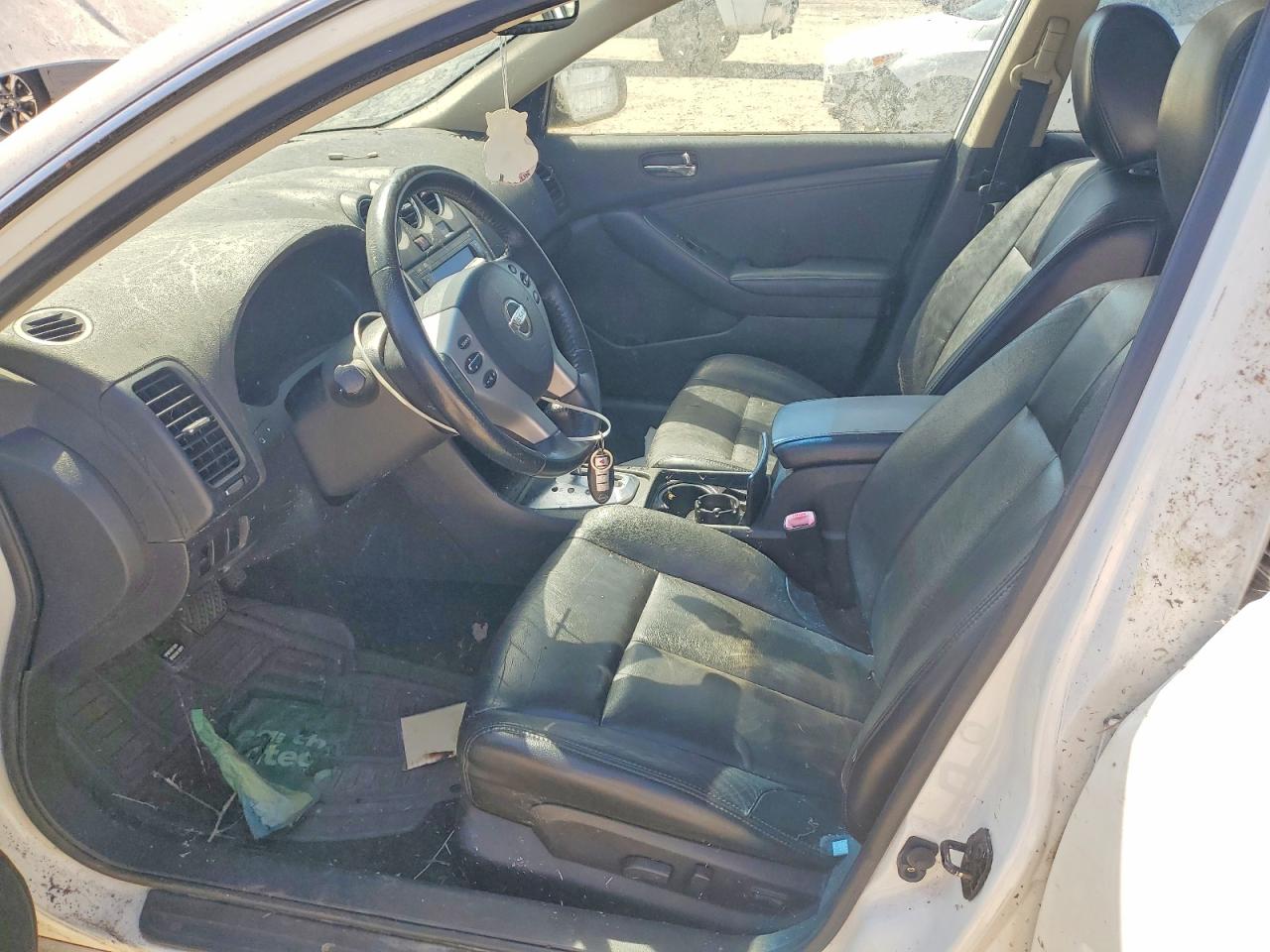 2009 Nissan Altima 2.5 Белый vin: 1N4AL21E59N441419