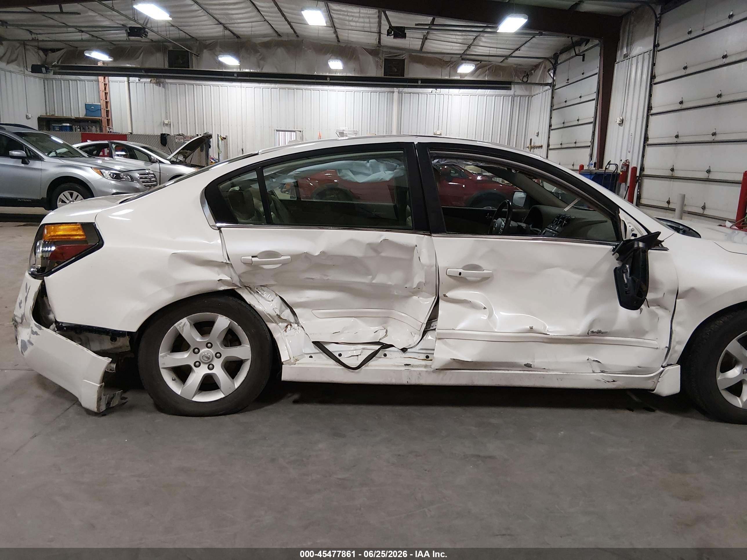 2009 Nissan Altima 2.5 S White vin: 1N4AL21E59N461525