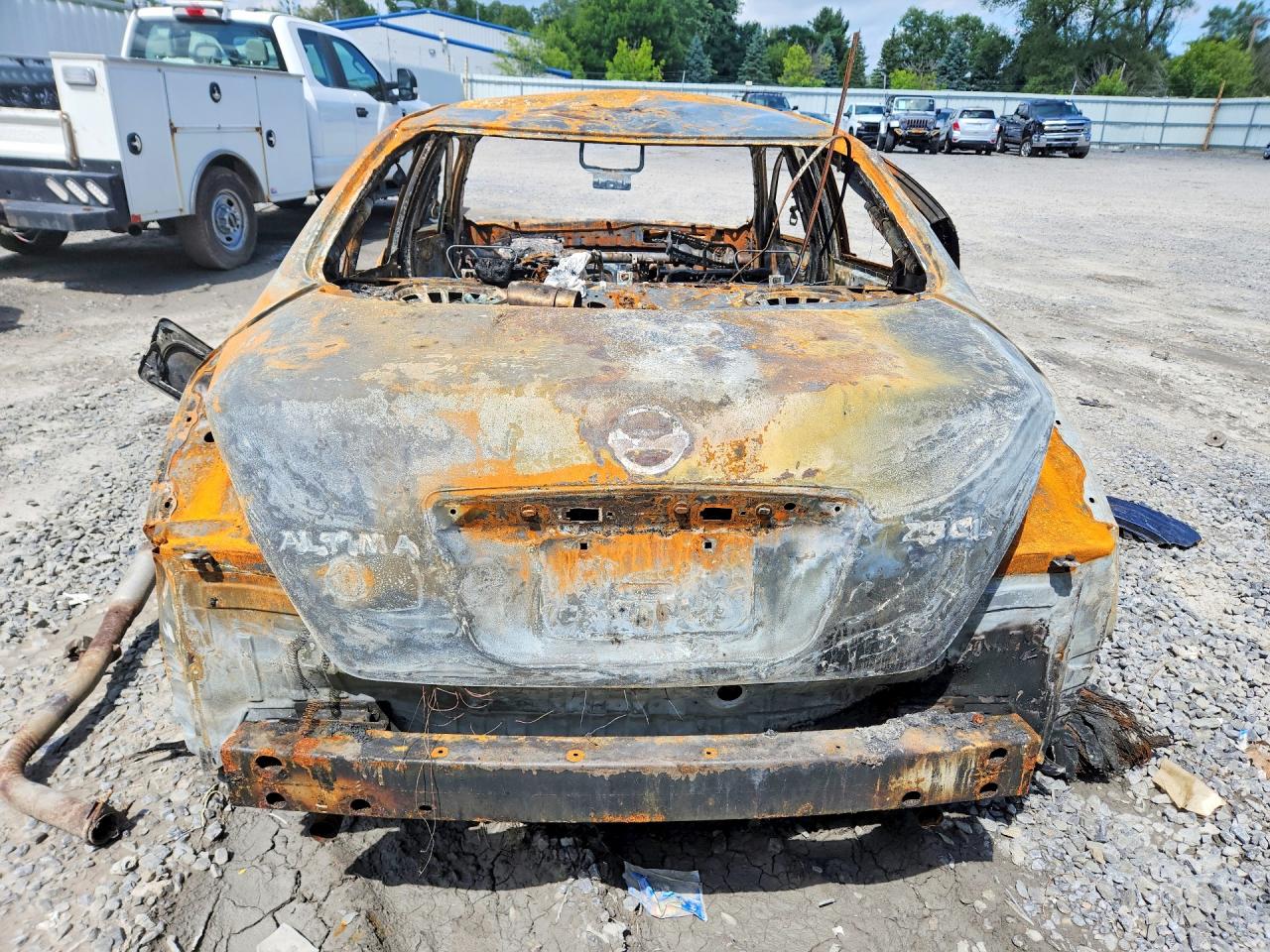 2009 Nissan Altima 2.5 Burn vin: 1N4AL21E59N516751