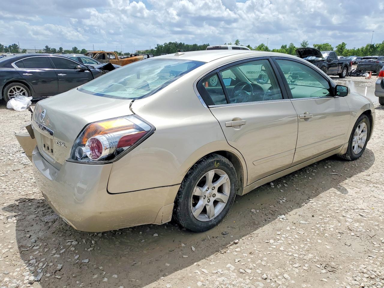 2009 Nissan Altima 2.5 Gold vin: 1N4AL21E59N560703