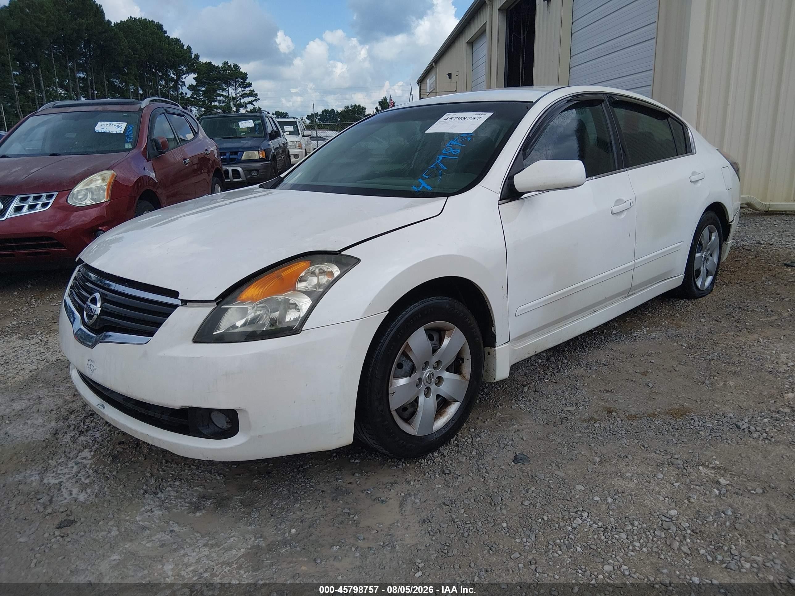 2007 Nissan Altima 2.5 S White vin: 1N4AL21E67C168452