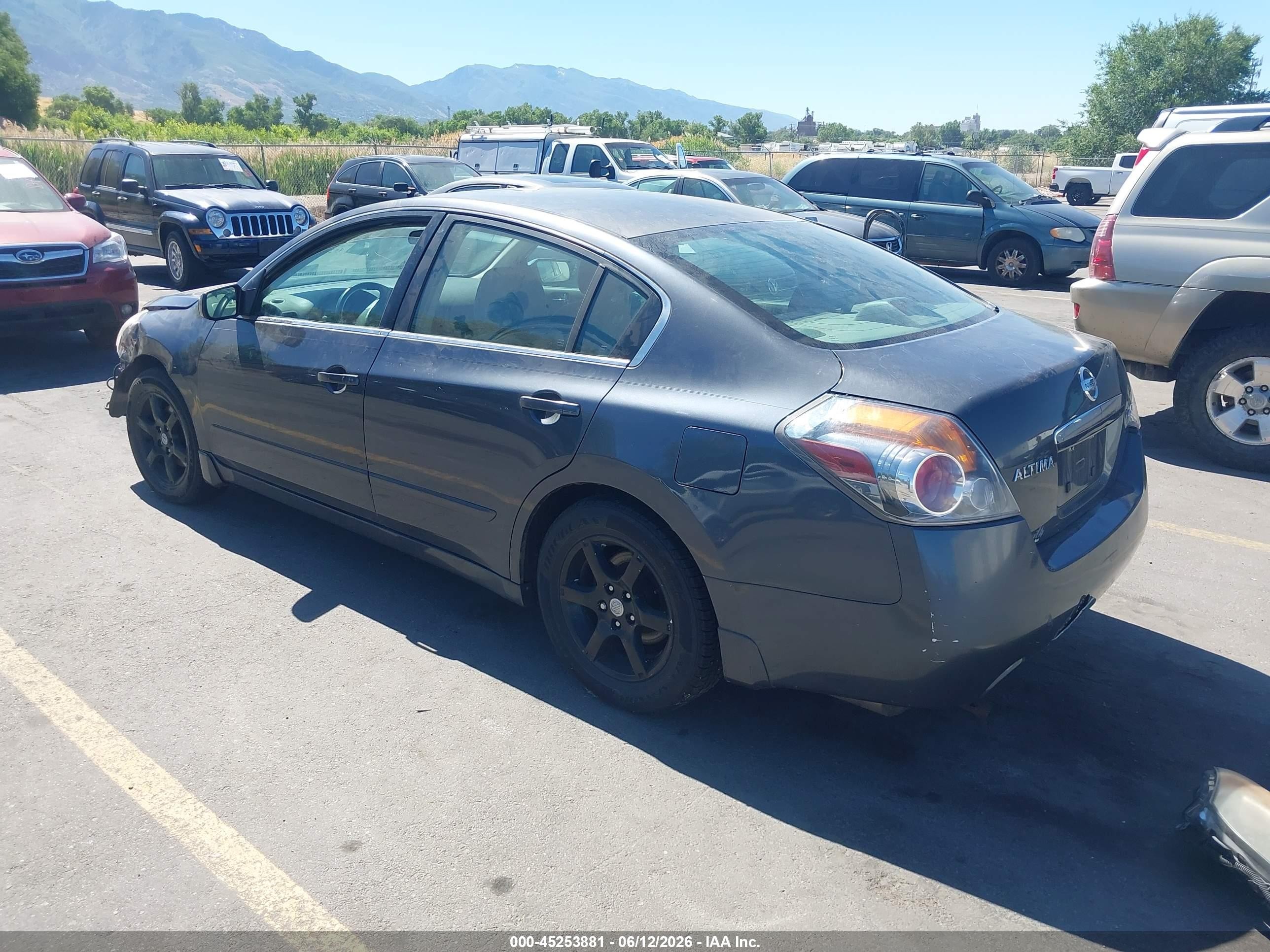 2007 Nissan Altima 2.5 S Silver vin: 1N4AL21E67C195263