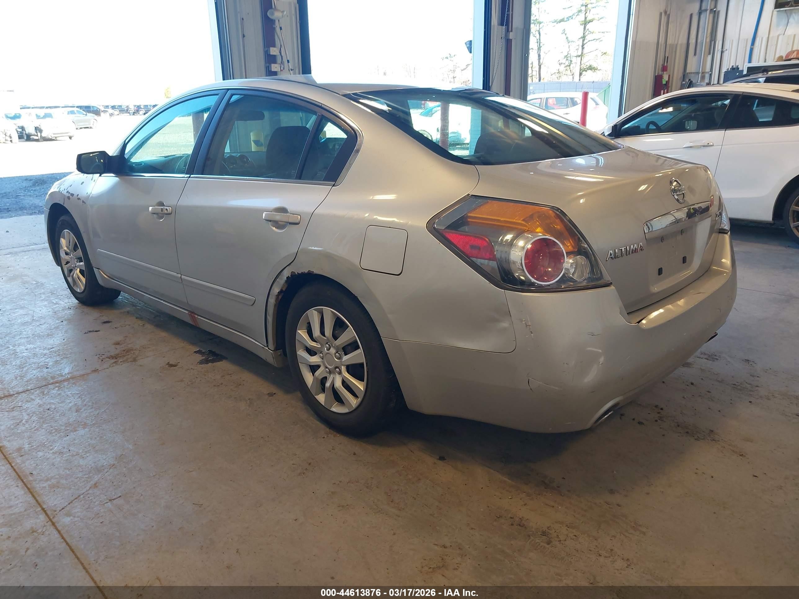 2007 Nissan Altima 2.5 S Silver vin: 1N4AL21E67C208755