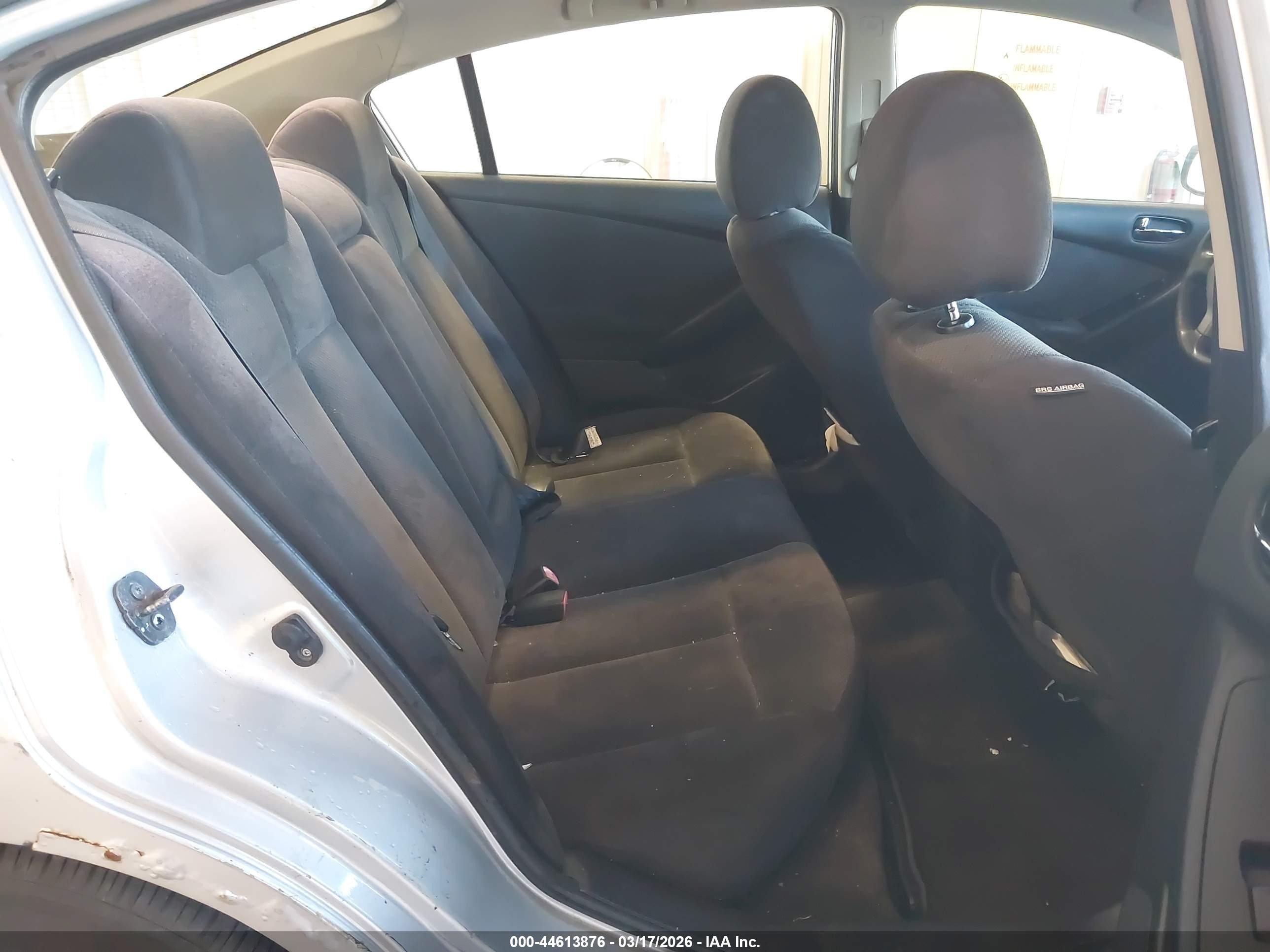 2007 Nissan Altima 2.5 S Silver vin: 1N4AL21E67C208755