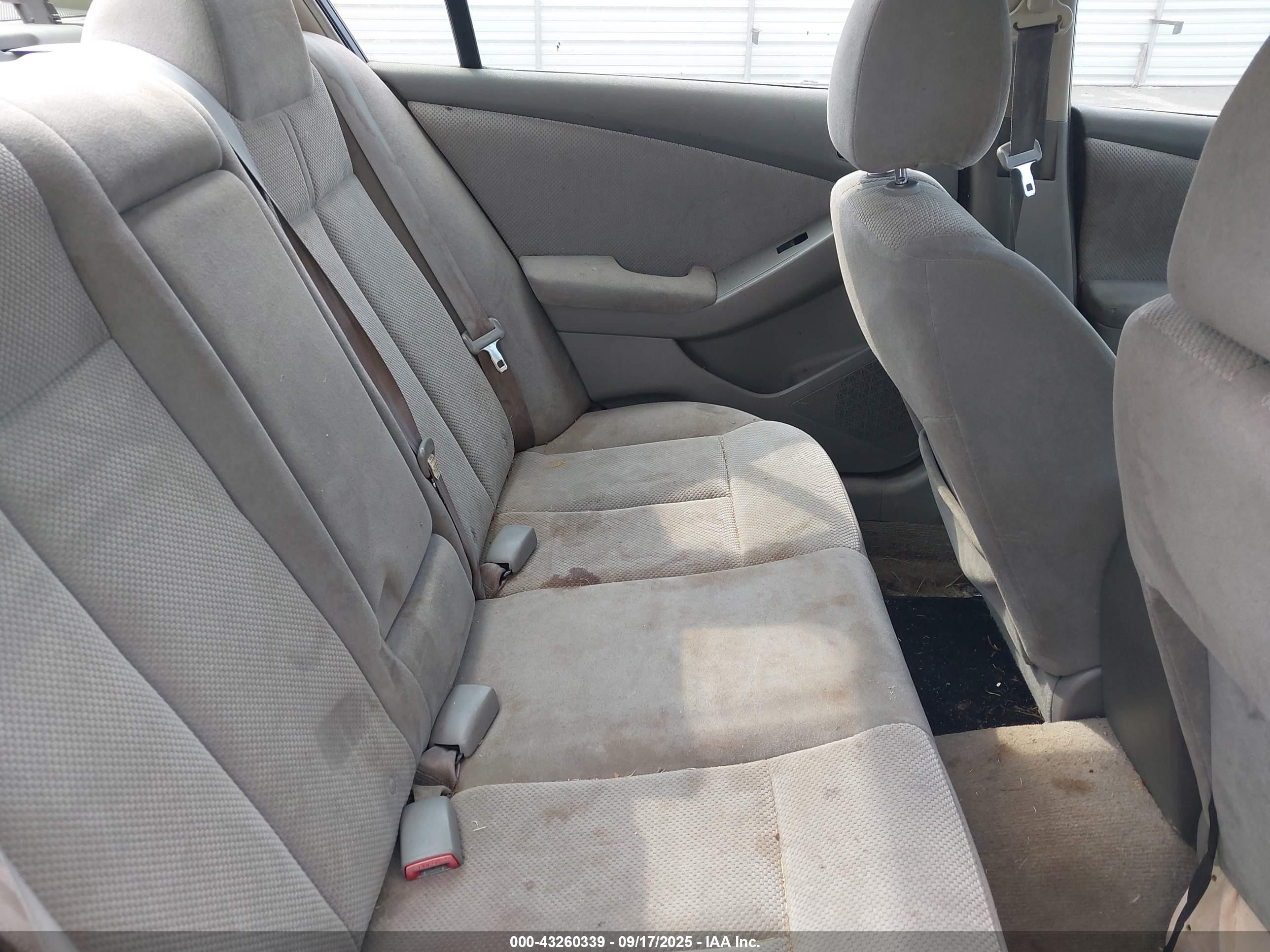 2007 Nissan Altima 2.5 S Gray vin: 1N4AL21E67N415750