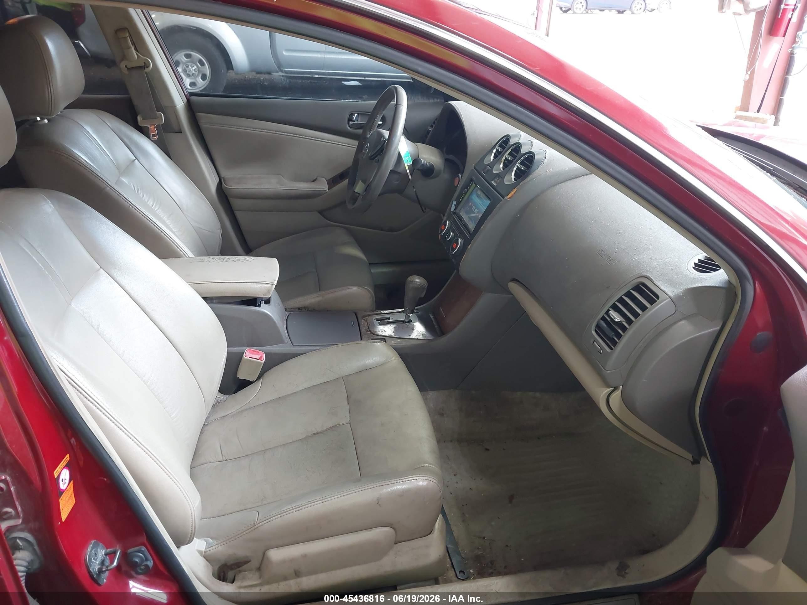 2007 Nissan Altima 2.5 S Red vin: 1N4AL21E67N436369
