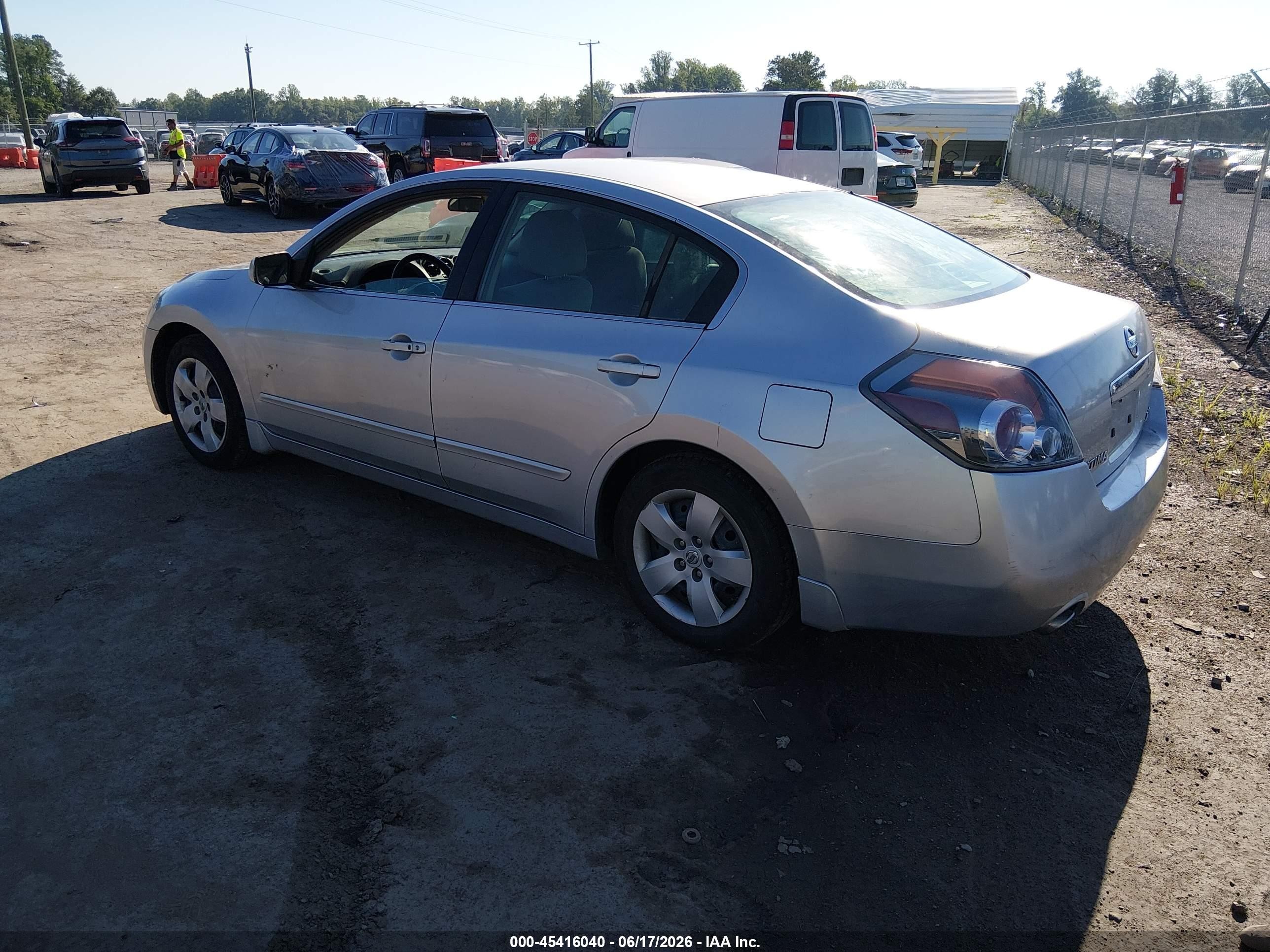 2007 Nissan Altima 2.5 S Silver vin: 1N4AL21E67N451261