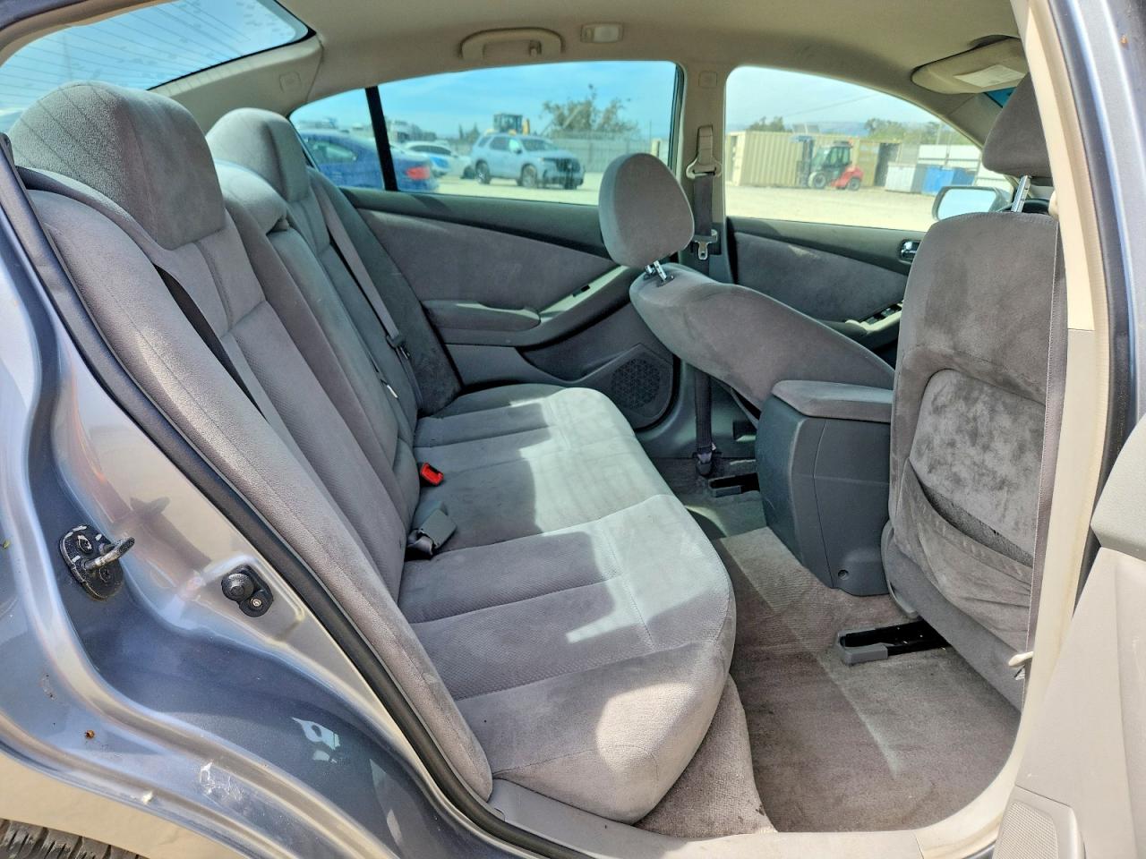 2008 Nissan Altima 2.5 Silver vin: 1N4AL21E68C228313